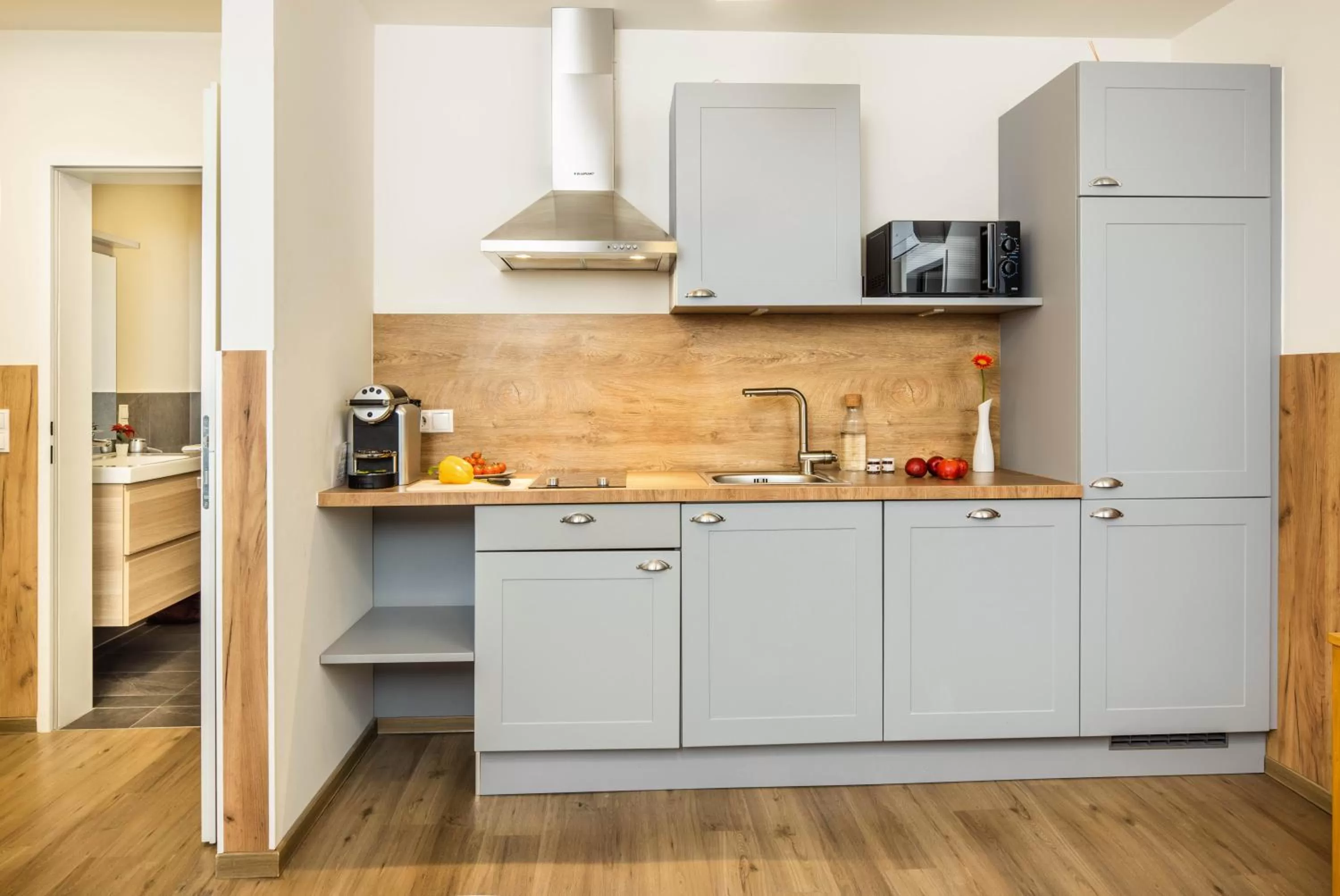 Coffee/tea facilities in Jimmy's Apartments Lory