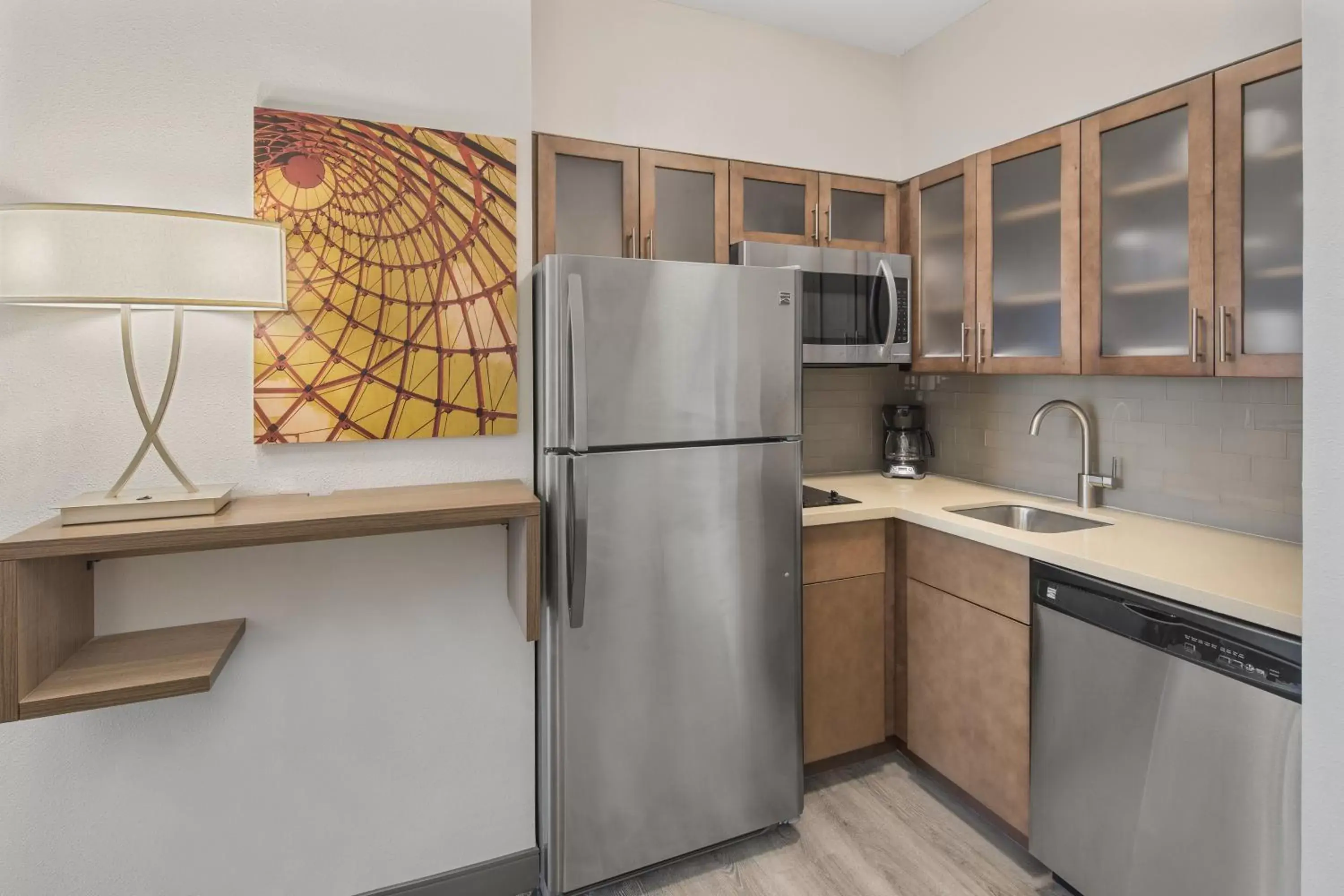 Photo of the whole room, Kitchen/Kitchenette in Staybridge Suites - Florence Center, an IHG Hotel