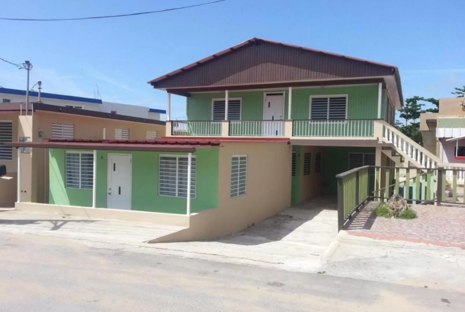 Property building in Aguada of the Seas