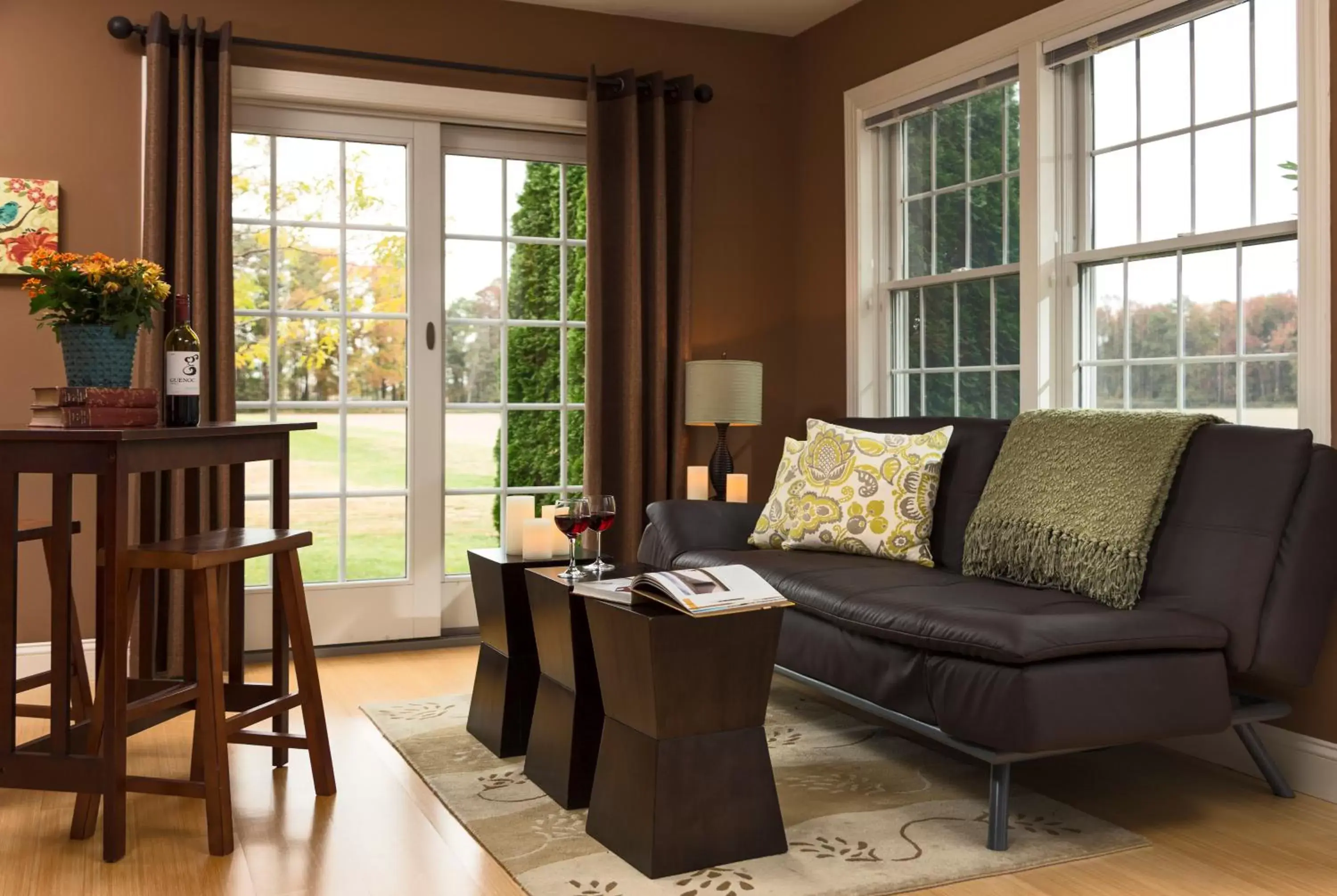 Seating Area in Inn at Huntingfield Creek