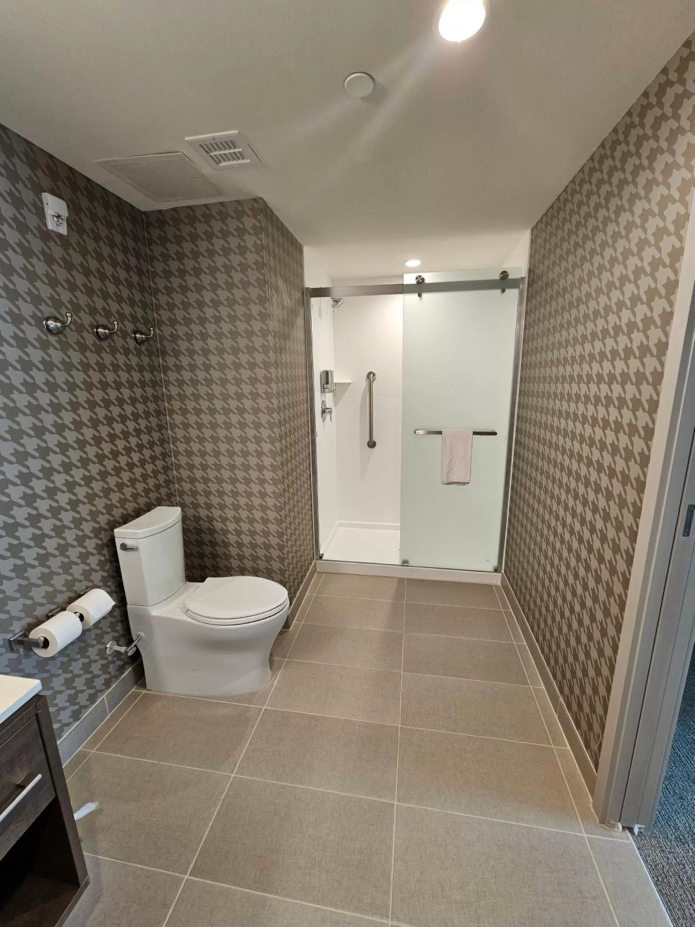 Shower in Home2 Suites By Hilton Allentown Bethlehem Airport