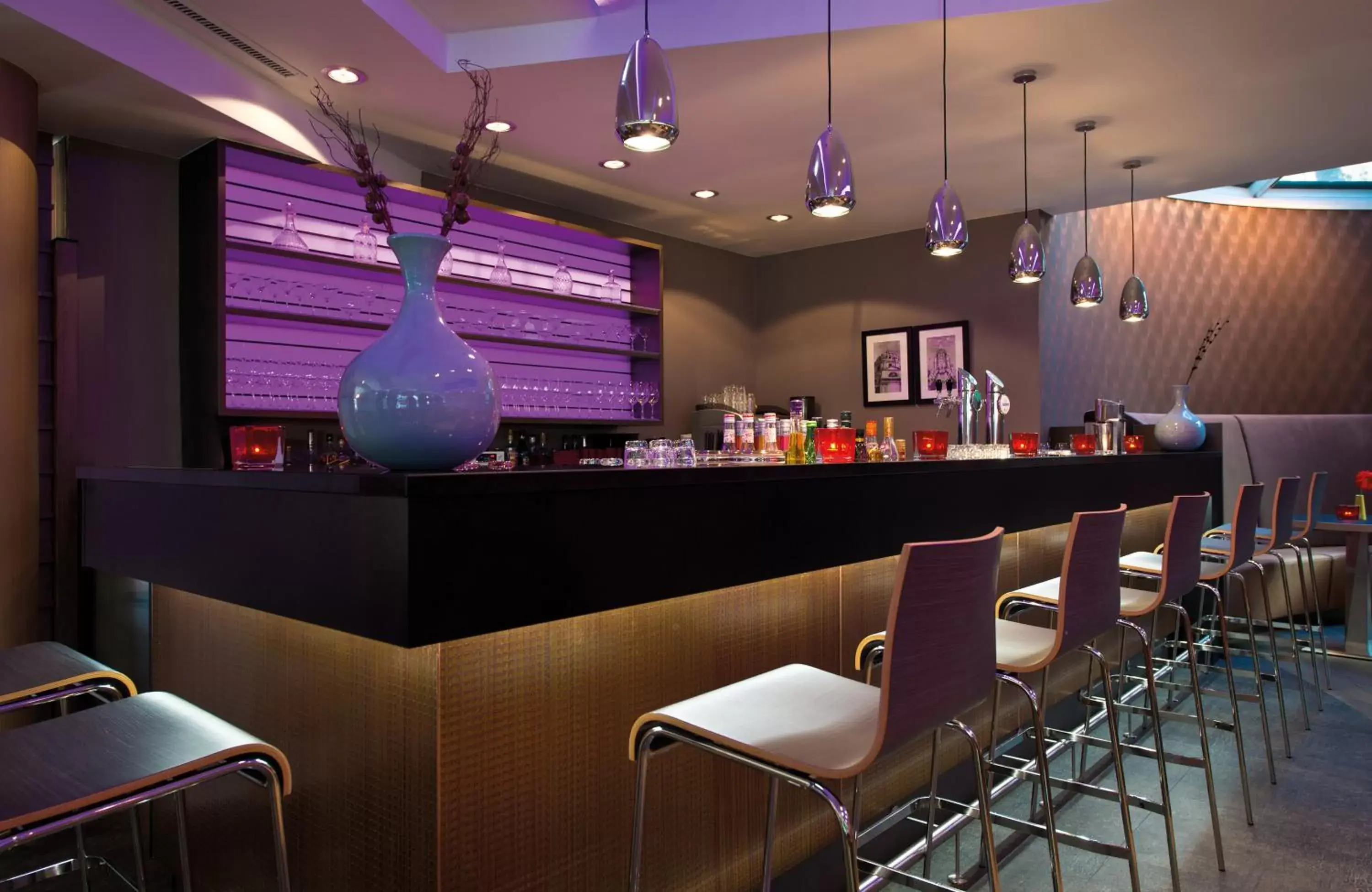 Lounge or bar, Restaurant/Places to Eat in Leonardo Hotel Vienna