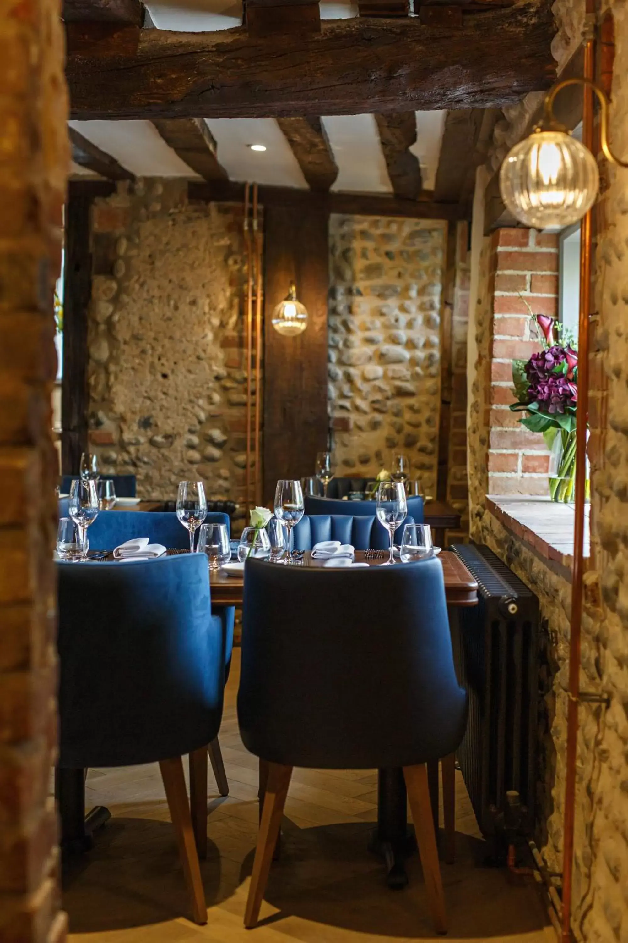 Dining area, Restaurant/Places to Eat in The Ingham Swan