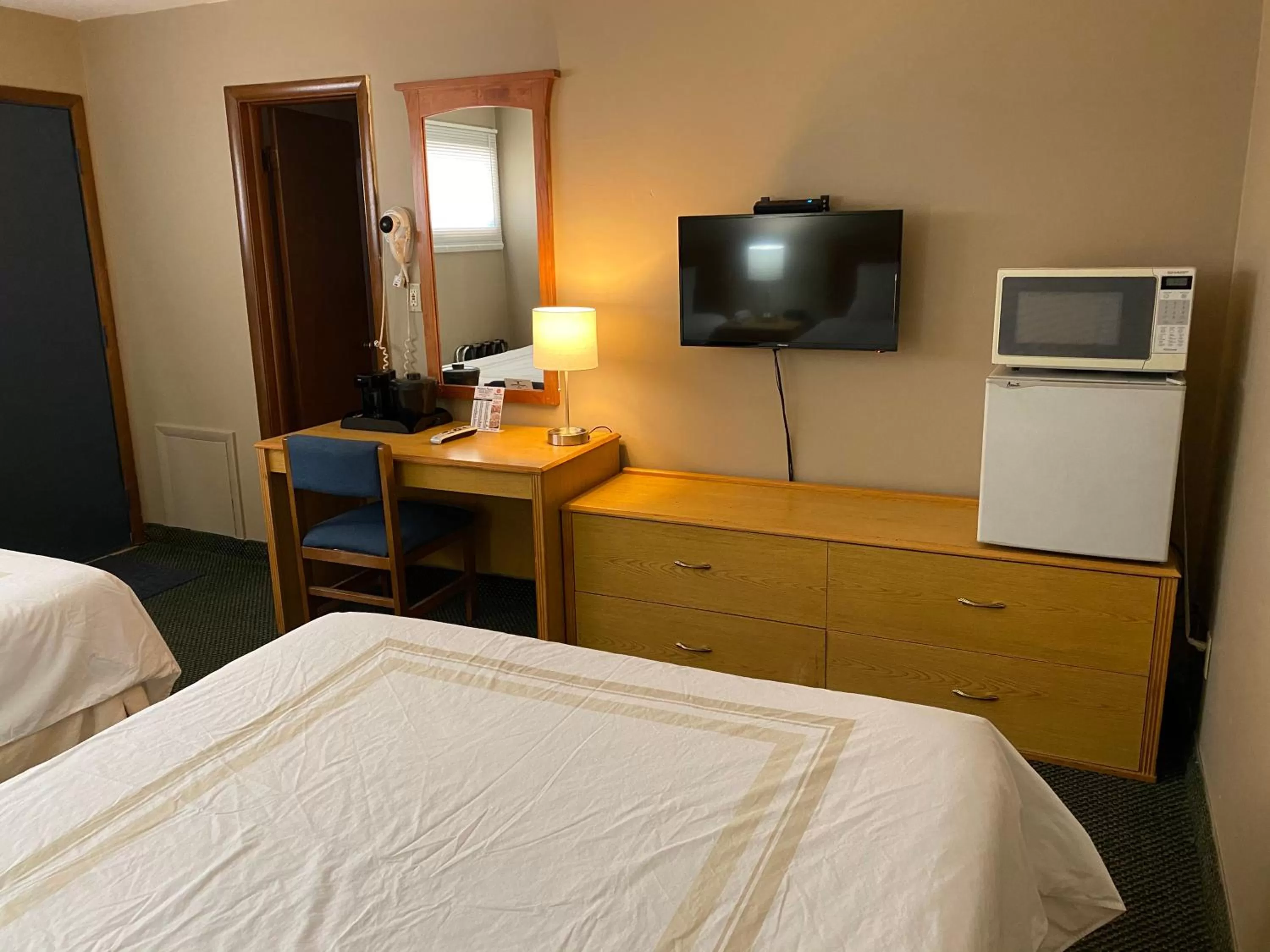 Bed in Diamond Motel - Abilene