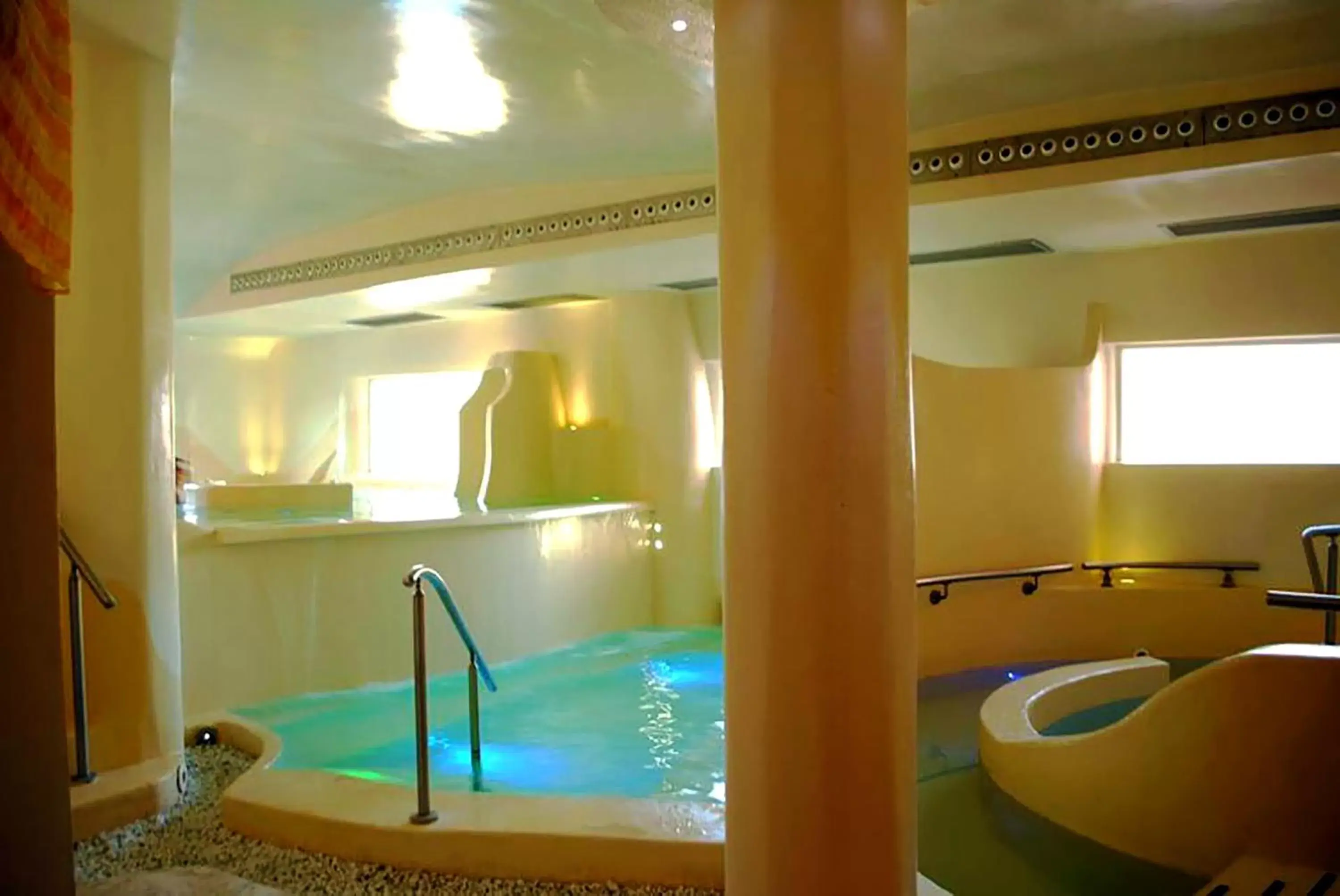 Swimming Pool in Toscana Wellness Resort