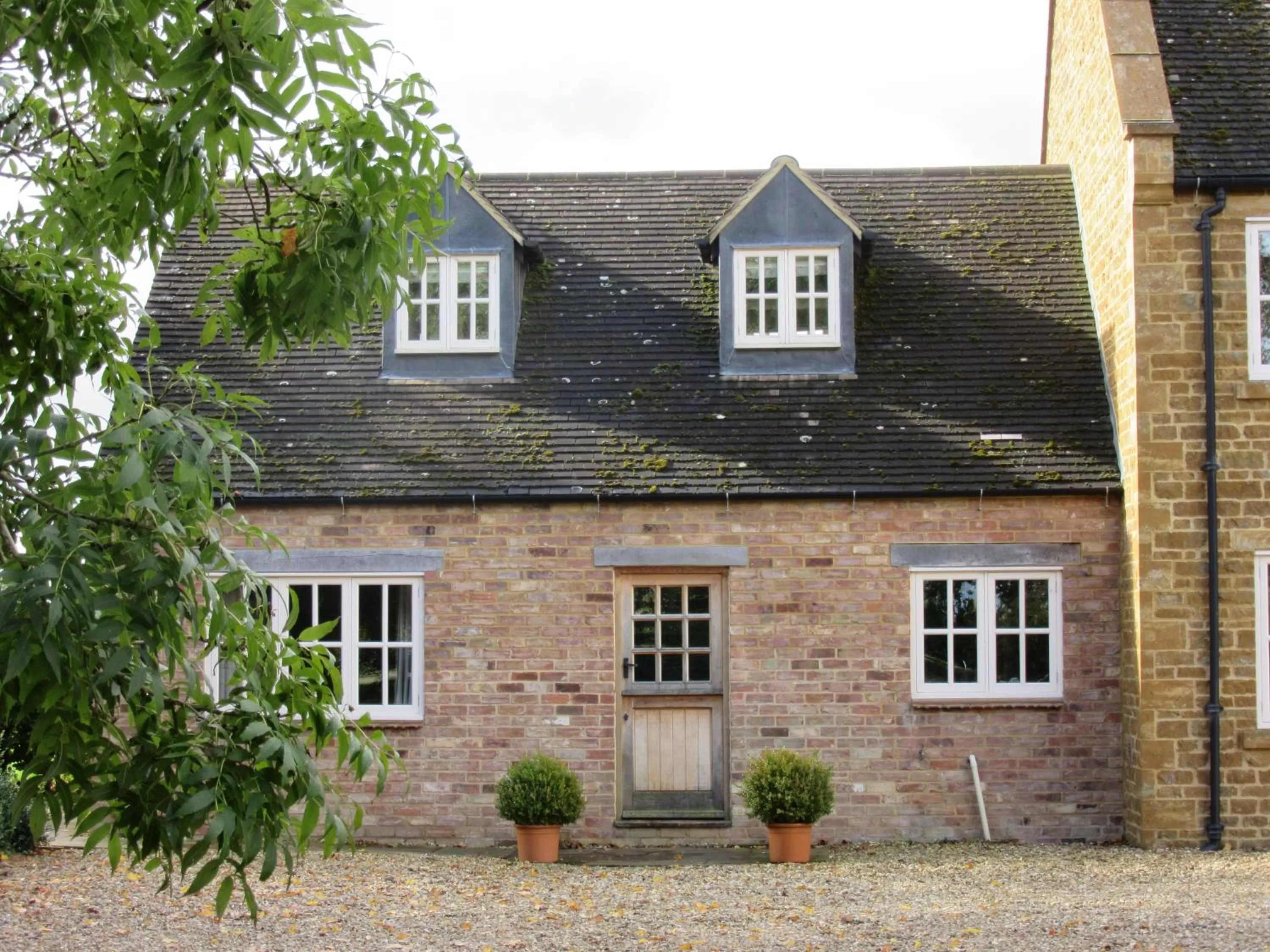 Property Building in Weston Hill Farm