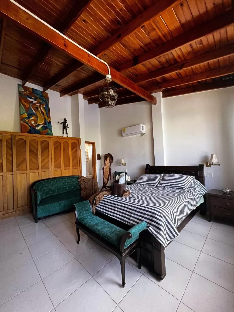 Bed in Sunset Paradise