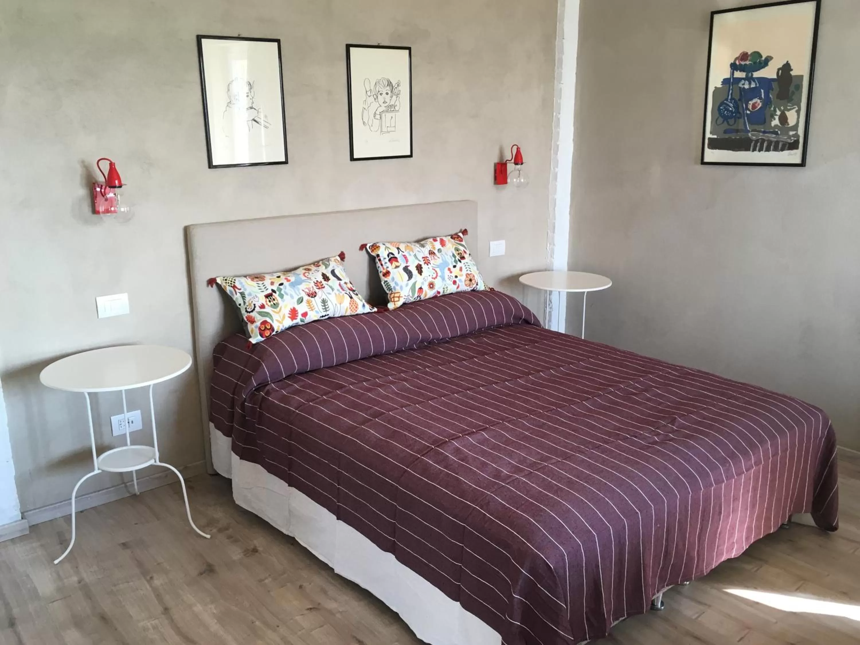 Large Double Room in Ca Tupin