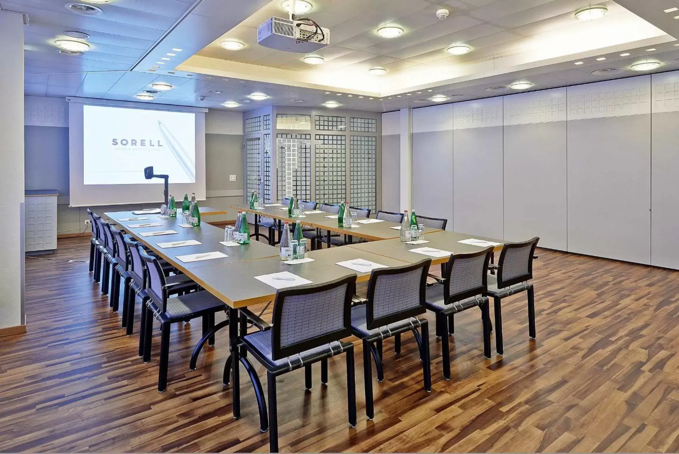 Banquet/Function facilities in Sorell Hotel Ador