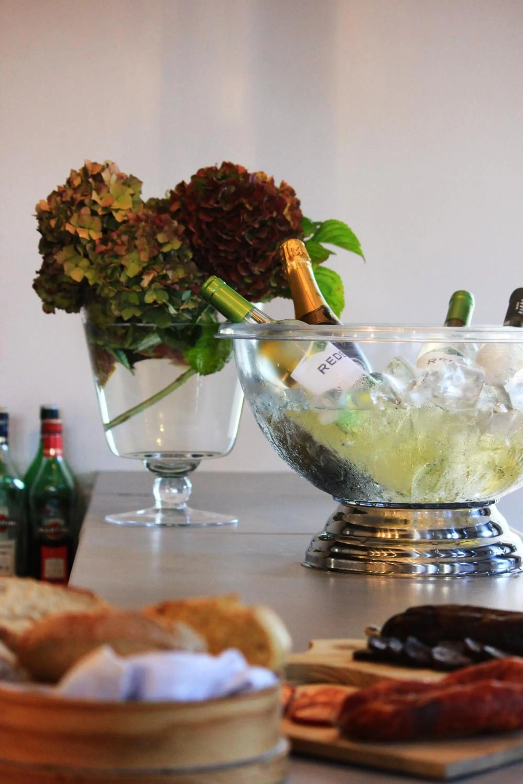 Lounge or bar in Amoras Country House Hotel