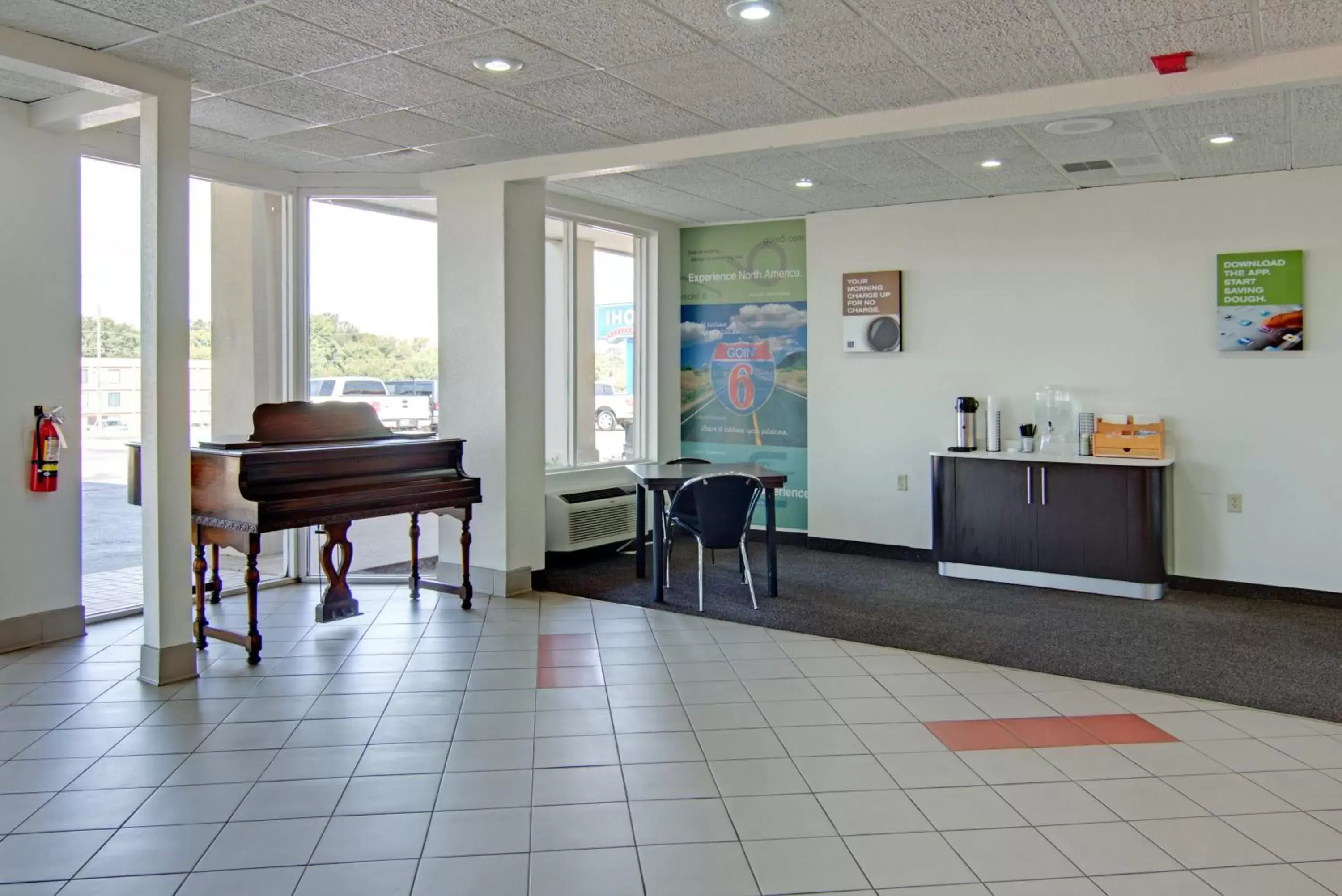 Lobby or reception in Motel 6-Mount Pleasant, TX