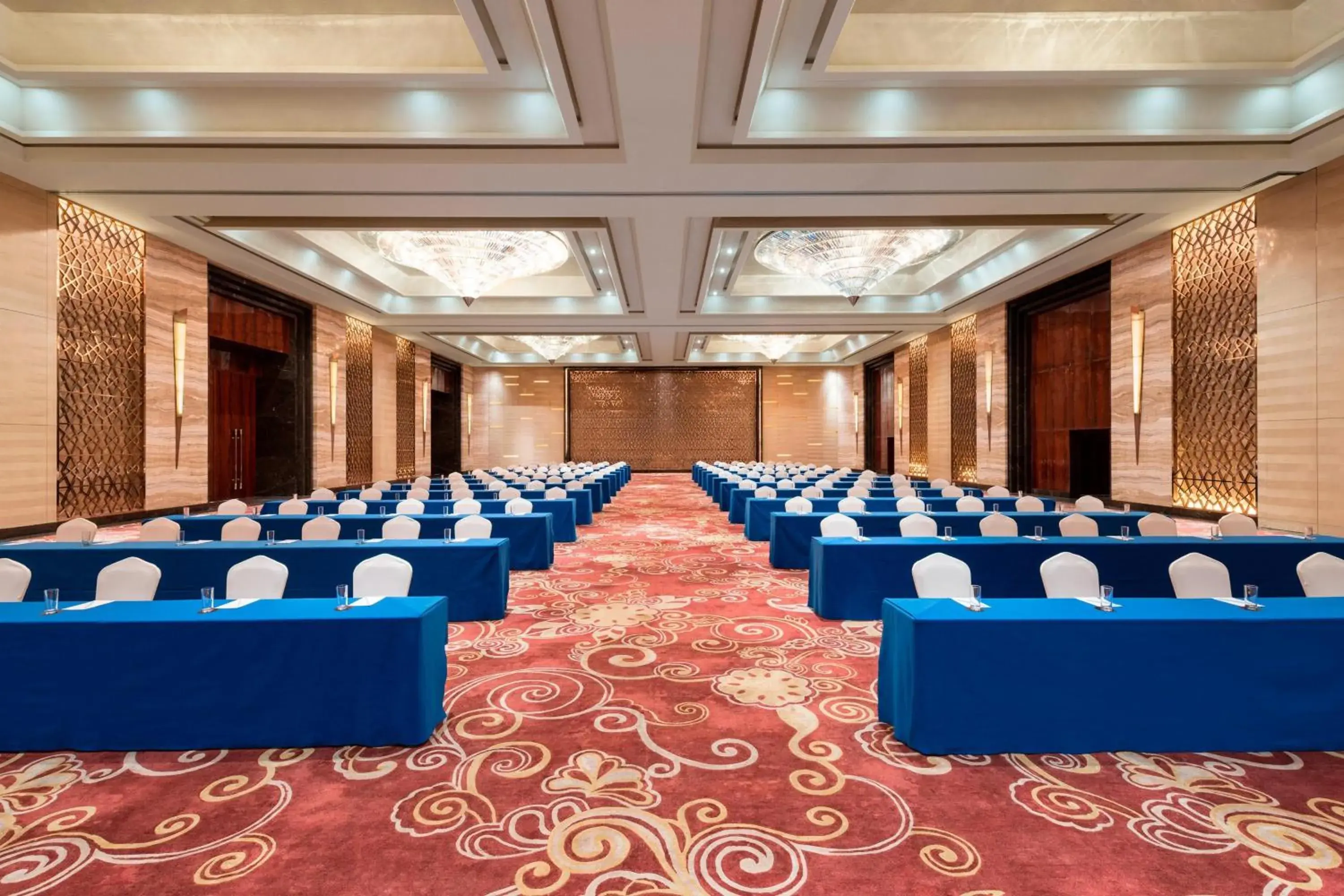 Meeting/conference room in Sheraton Changchun Jingyuetan Hotel