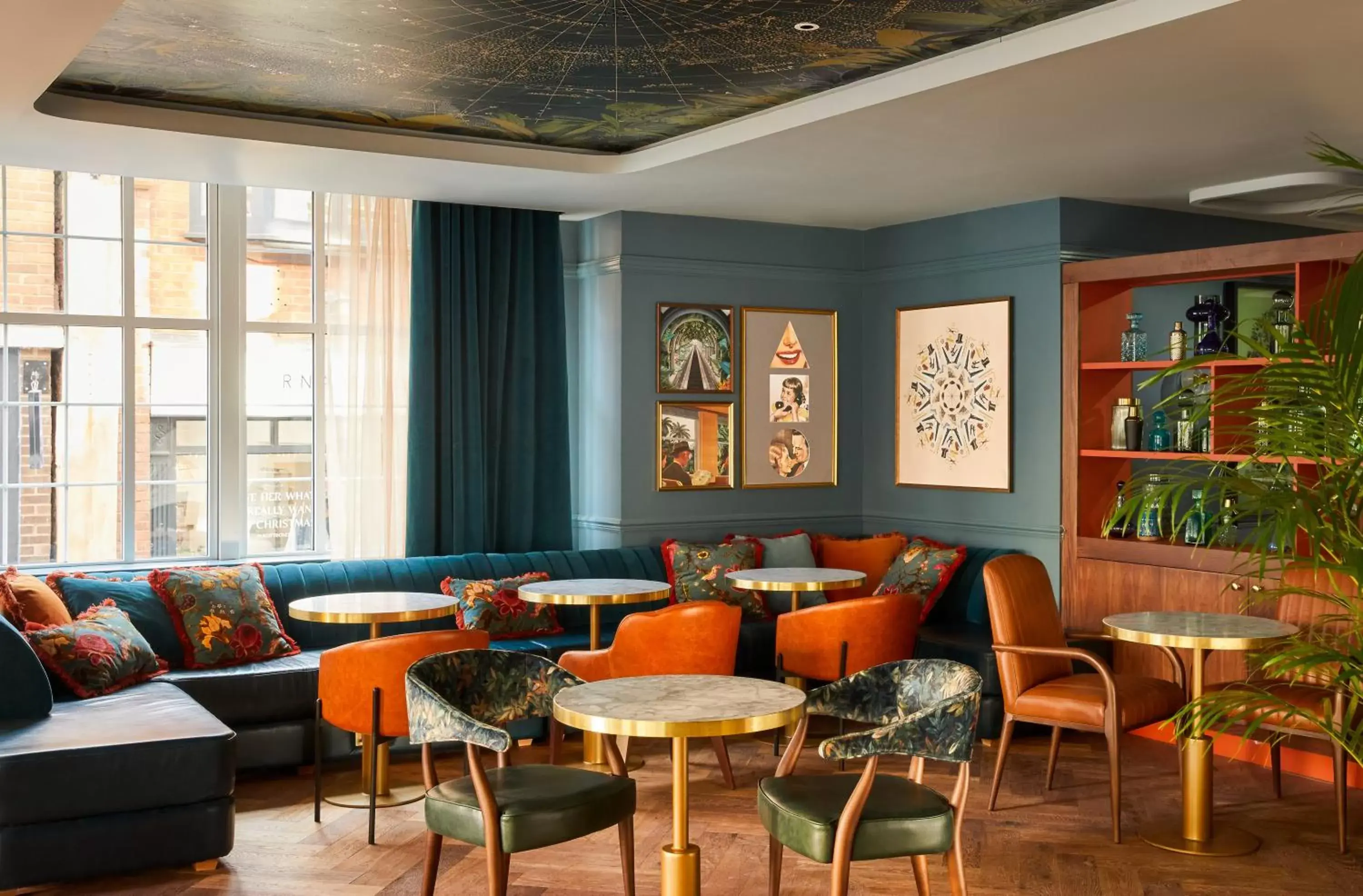 Restaurant/places to eat, Lounge/Bar in Hotel Indigo - Exeter, an IHG Hotel