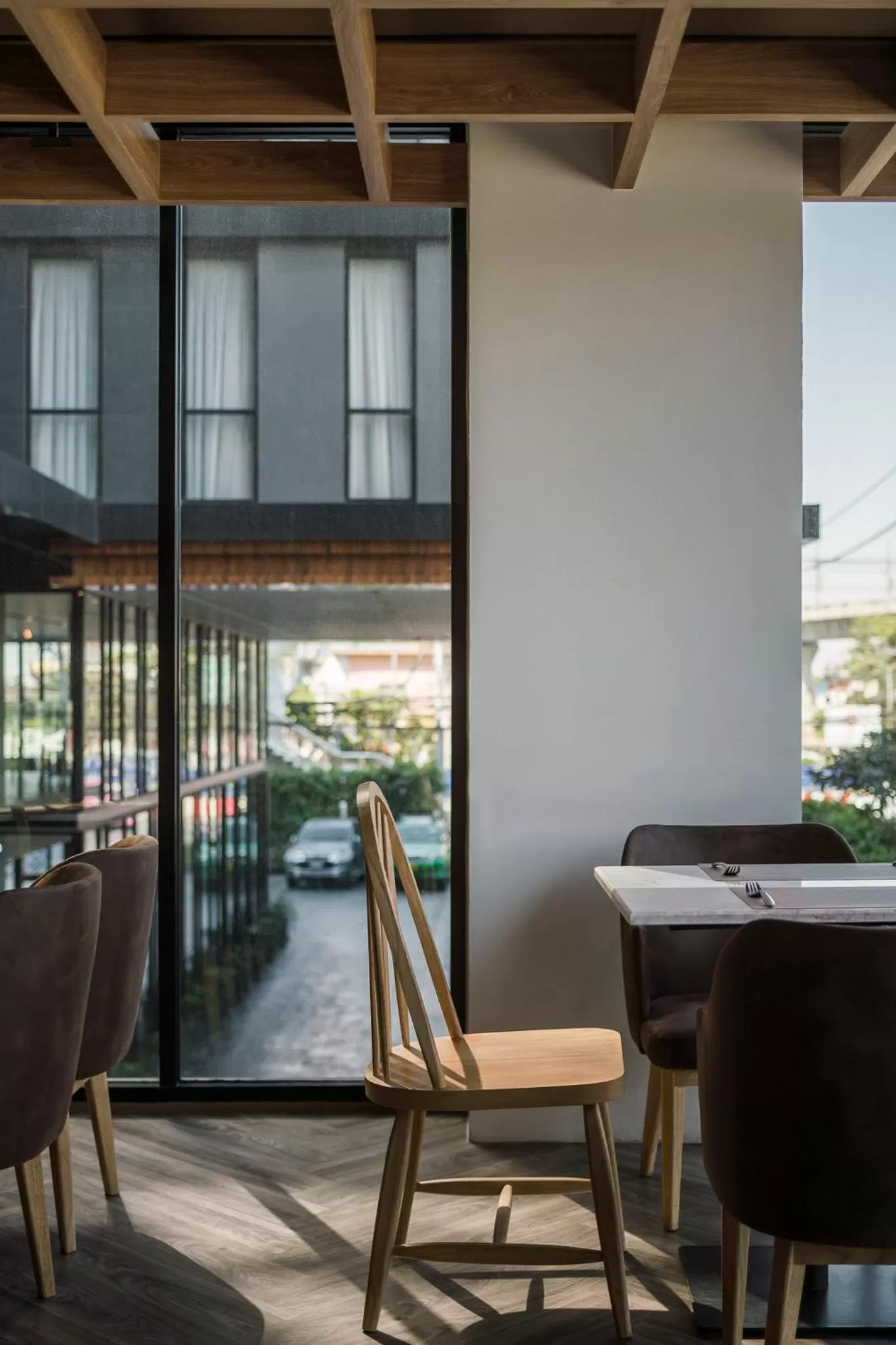 Restaurant/places to eat in Zayn Hotel Bangkok - Airport Link Access