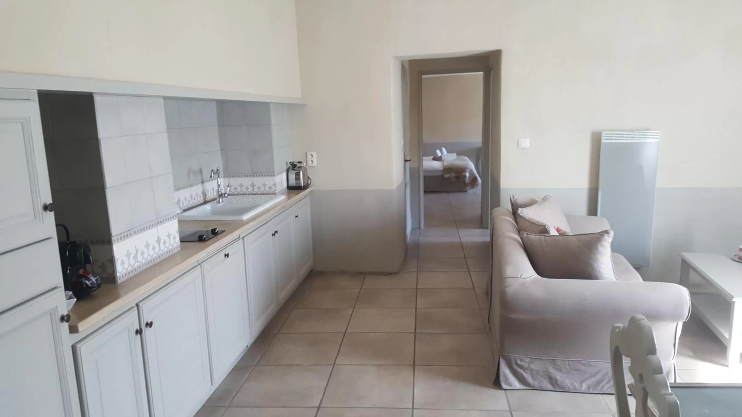 Kitchen or kitchenette in Le Couvent d'Hérépian - Hôtel & Spa