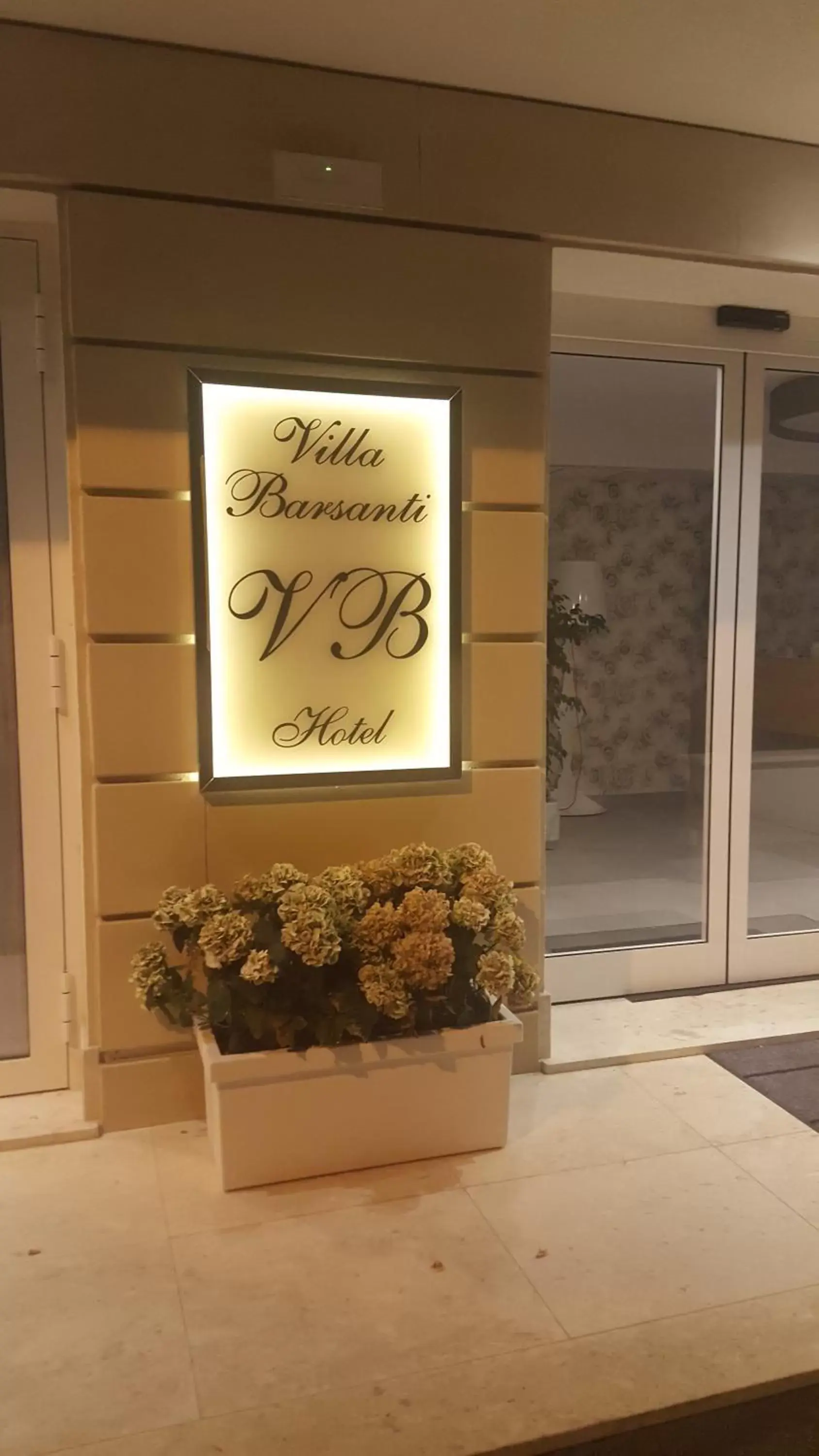 Facade/entrance in Hotel Villa Barsanti