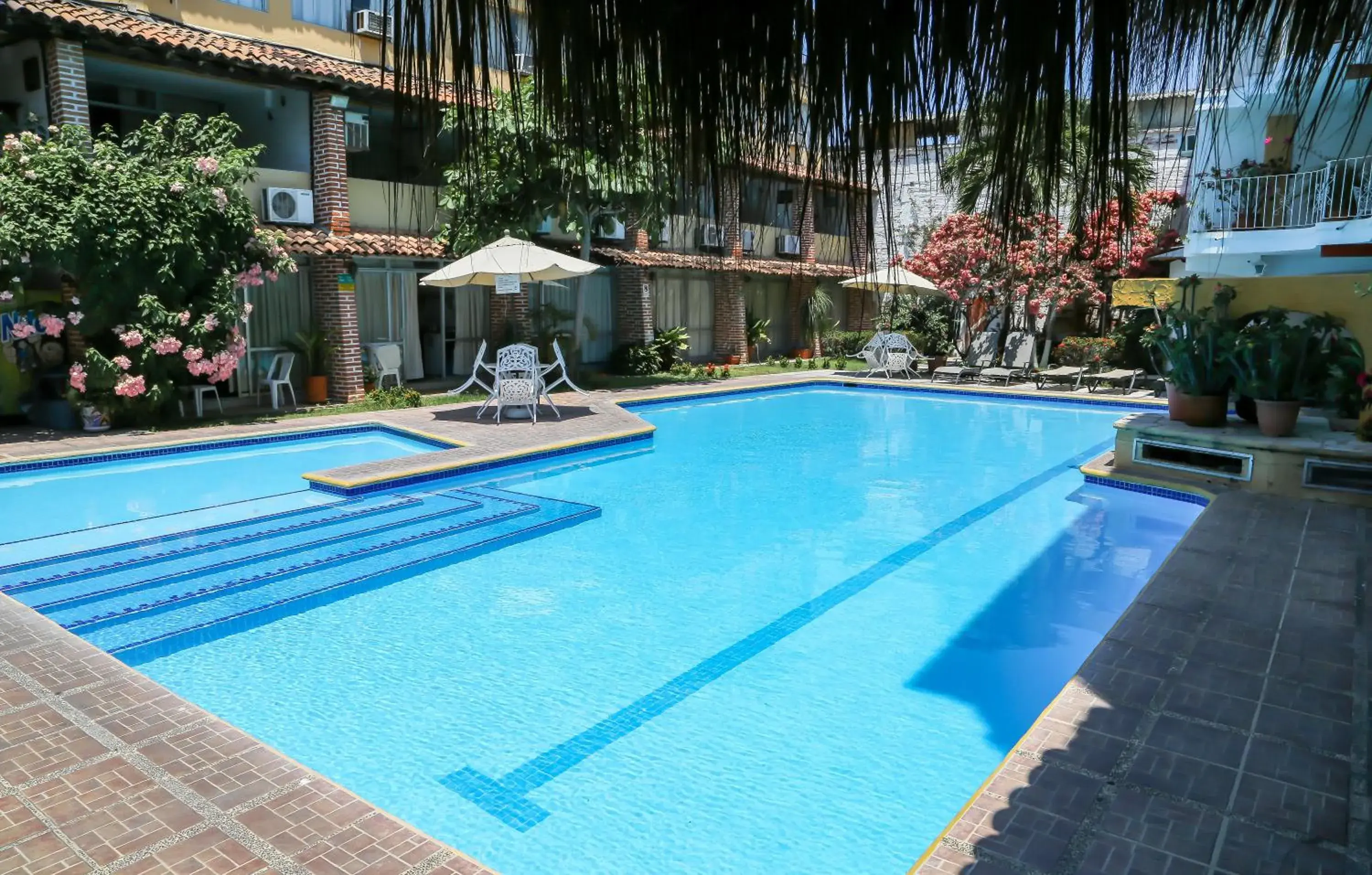 Property building, Swimming Pool in Vallartasol Hotel