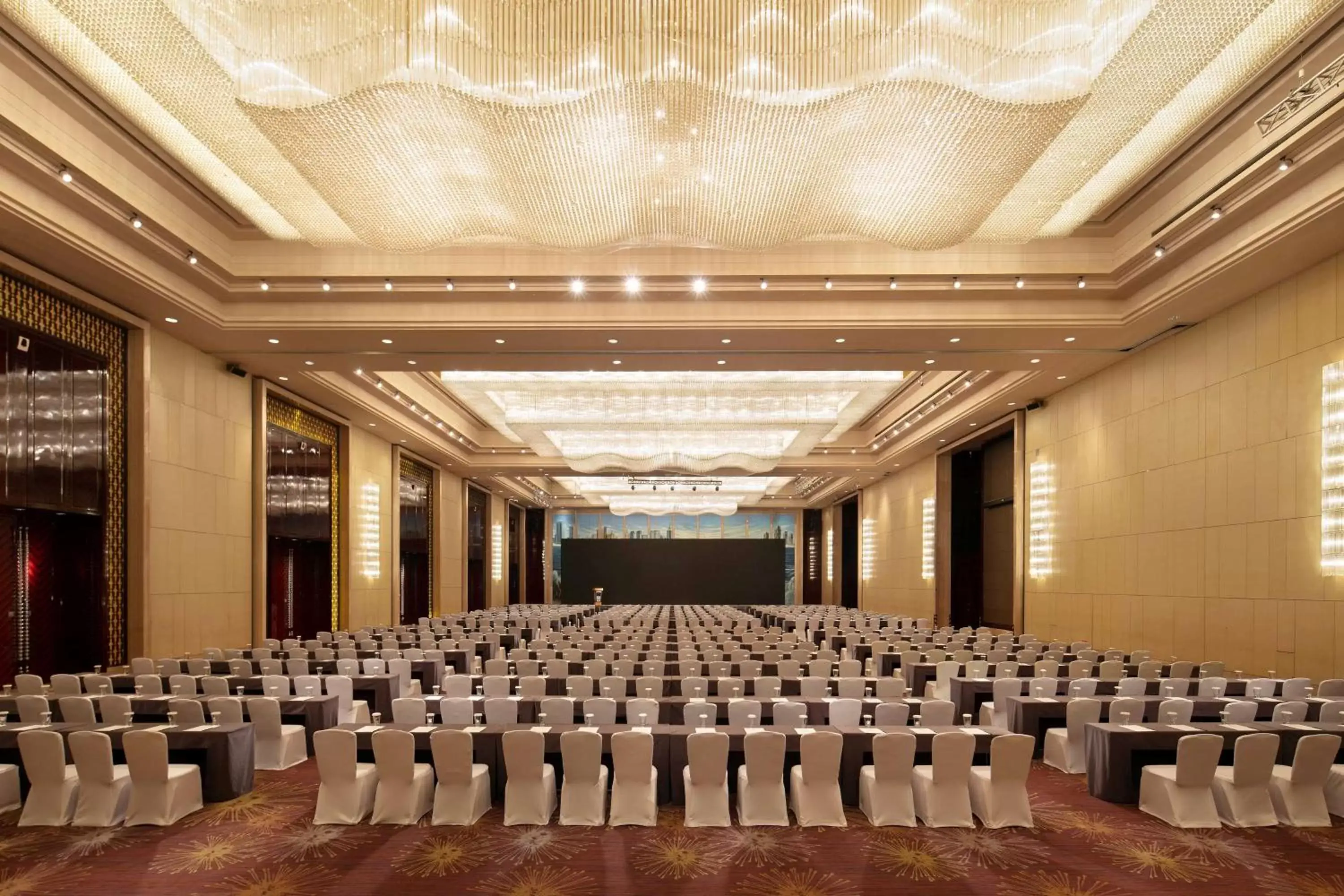 Meeting/conference room in Hilton Dalian