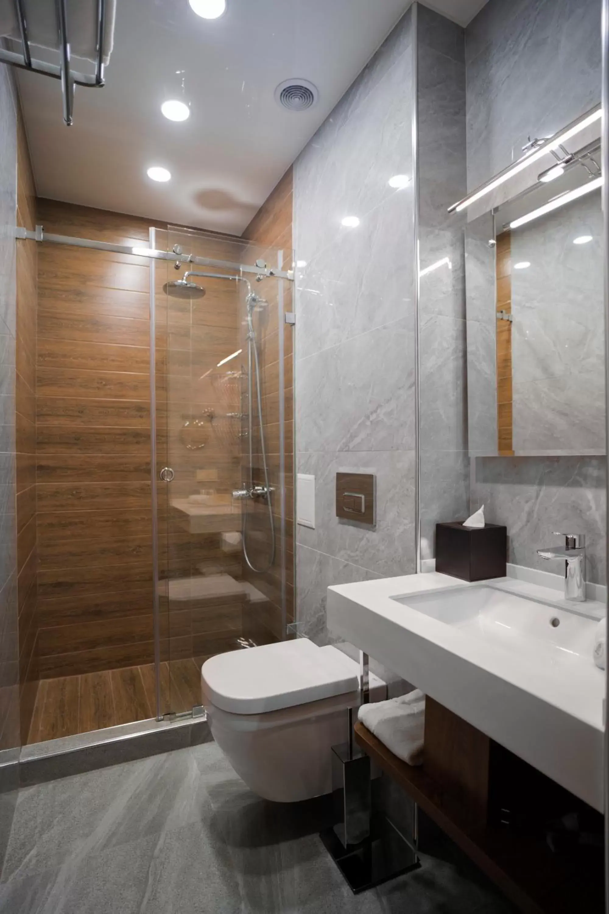 Bathroom in OSCAR BOUTIQUE HOTEL Bathroom in OSCAR BOUTIQUE HOTEL