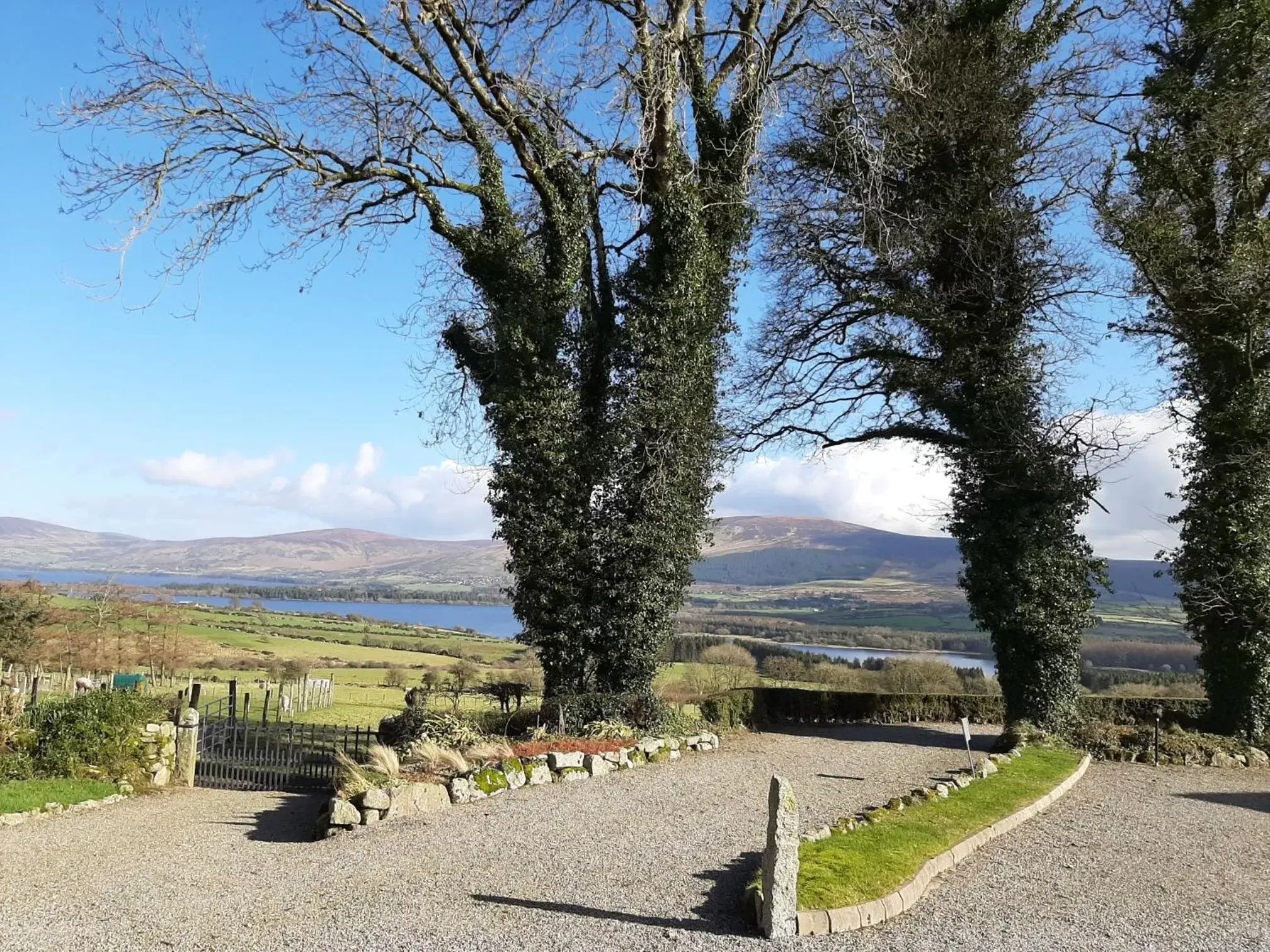 Garden in Abhainn Ri Farmhouse