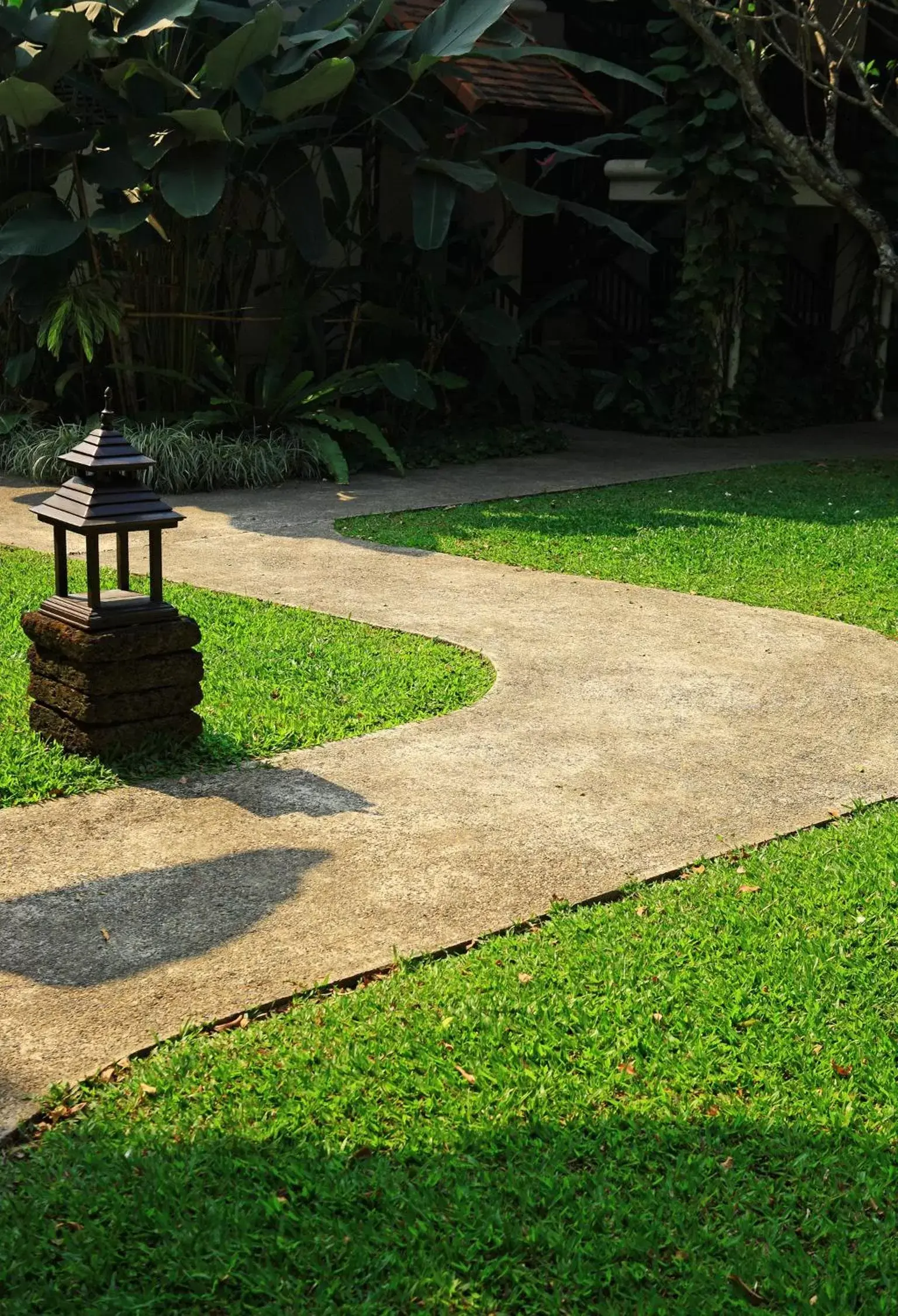 Garden in Lanna Dusita Riverside Boutique Resort