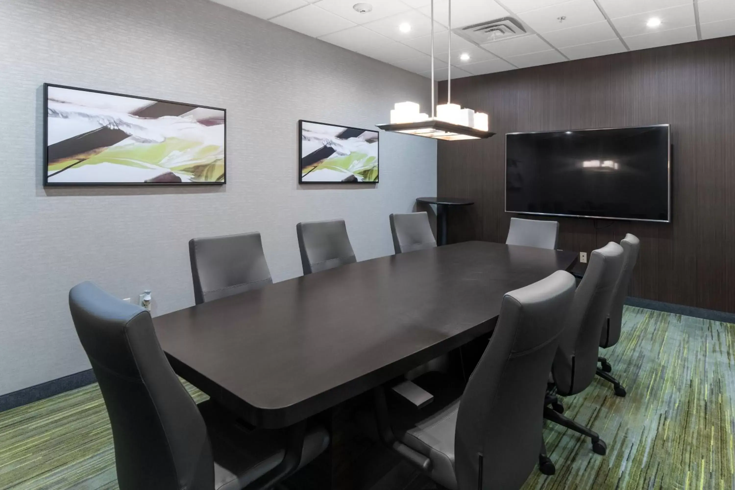 Meeting/conference room, TV/Entertainment Center in Courtyard Fort Worth West at Cityview