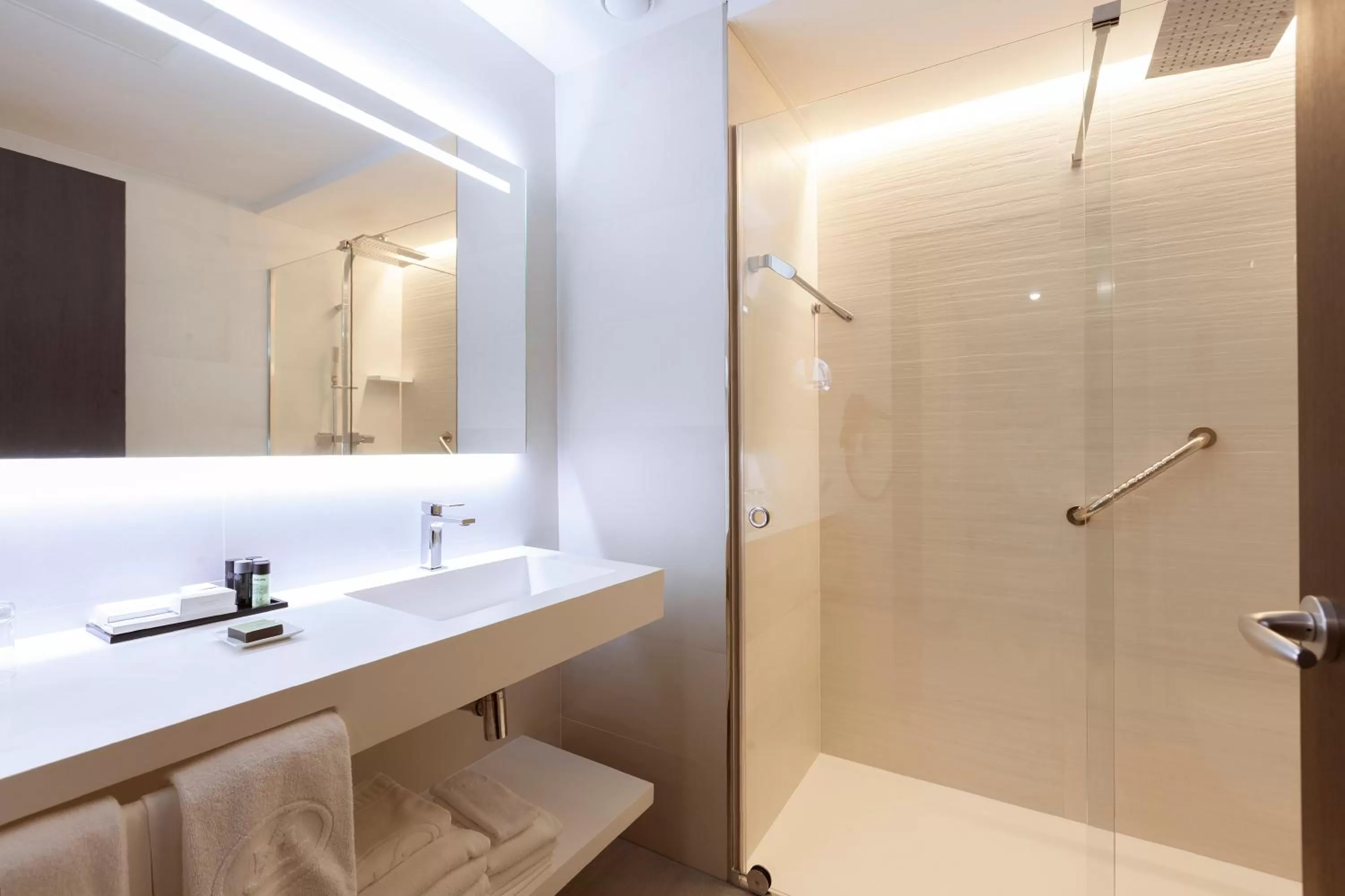 Bathroom in Hotel Liabeny