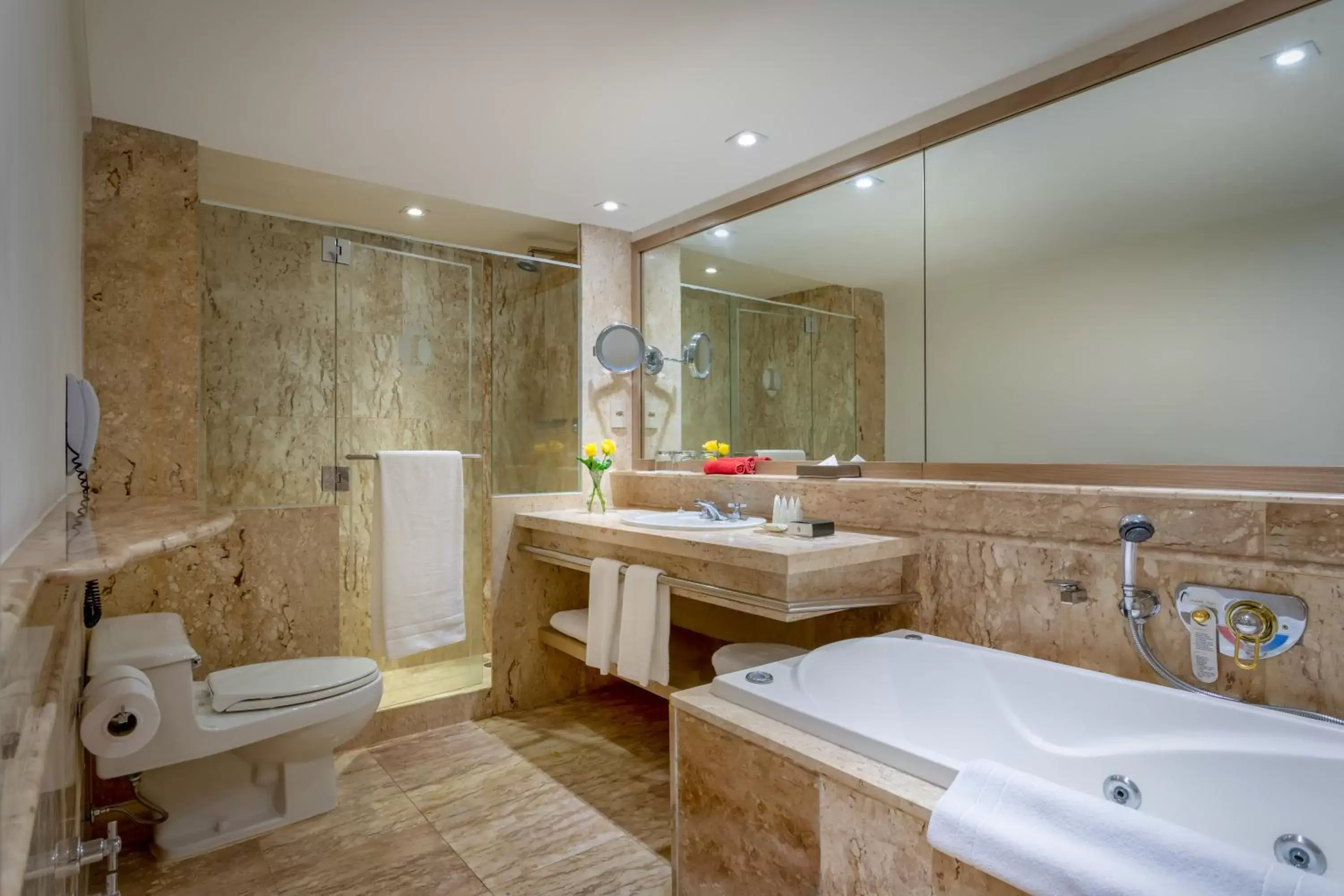 Bathroom in InterContinental São Paulo, an IHG Hotel