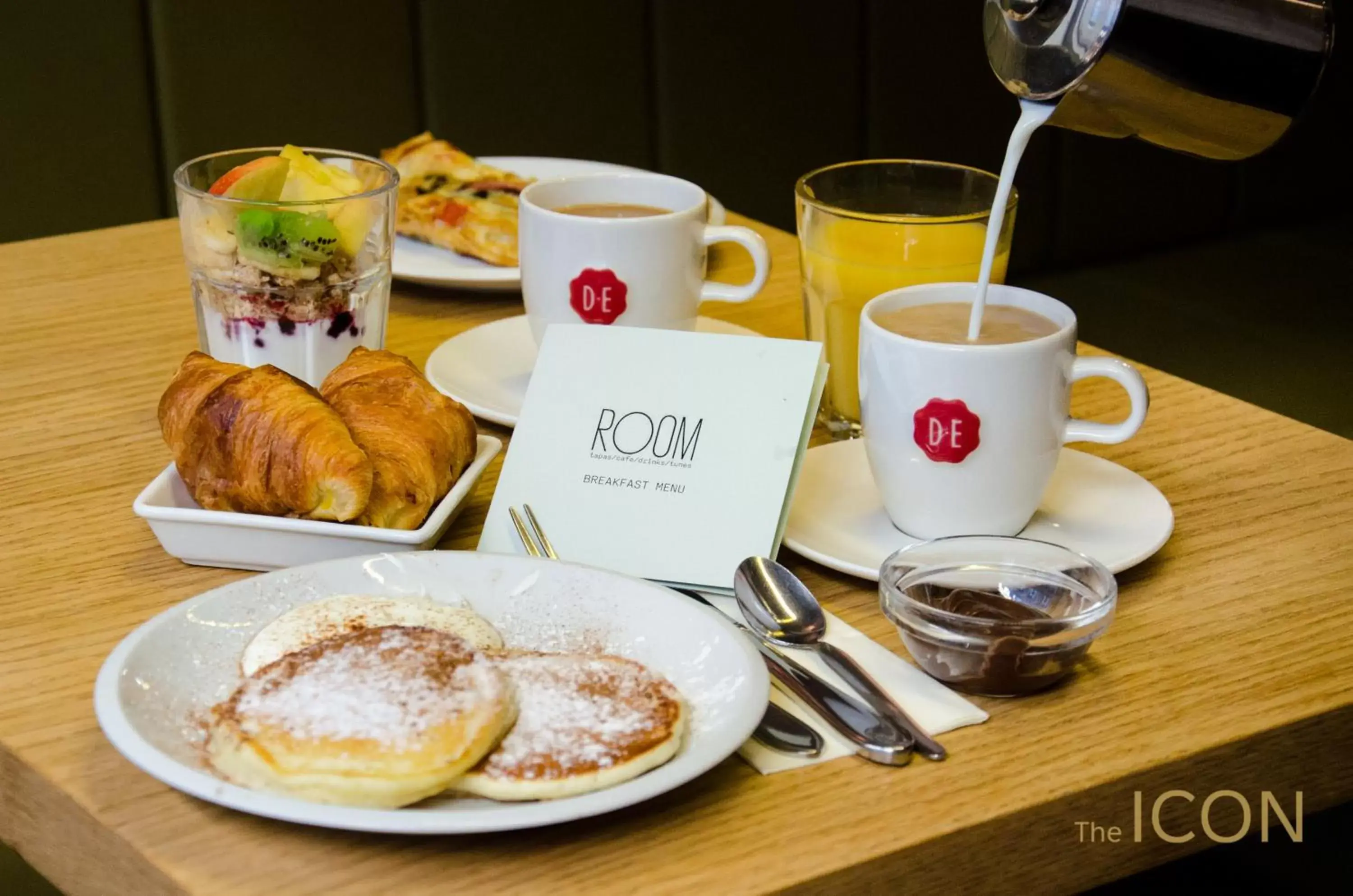 Breakfast in The ICON Hotel & Lounge