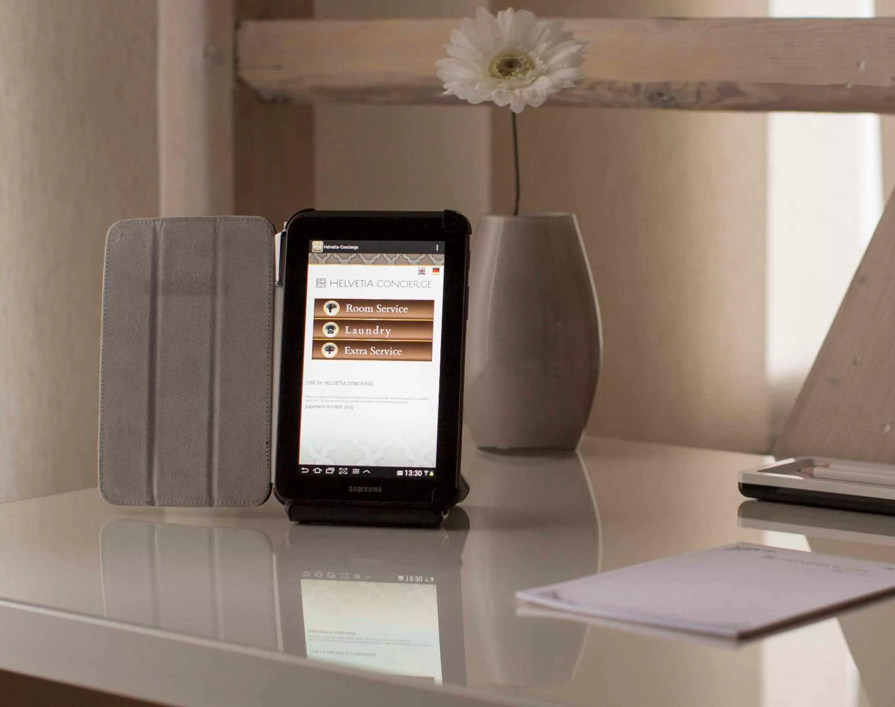 TV and multimedia in Haven Hotels - Helvetia Suites