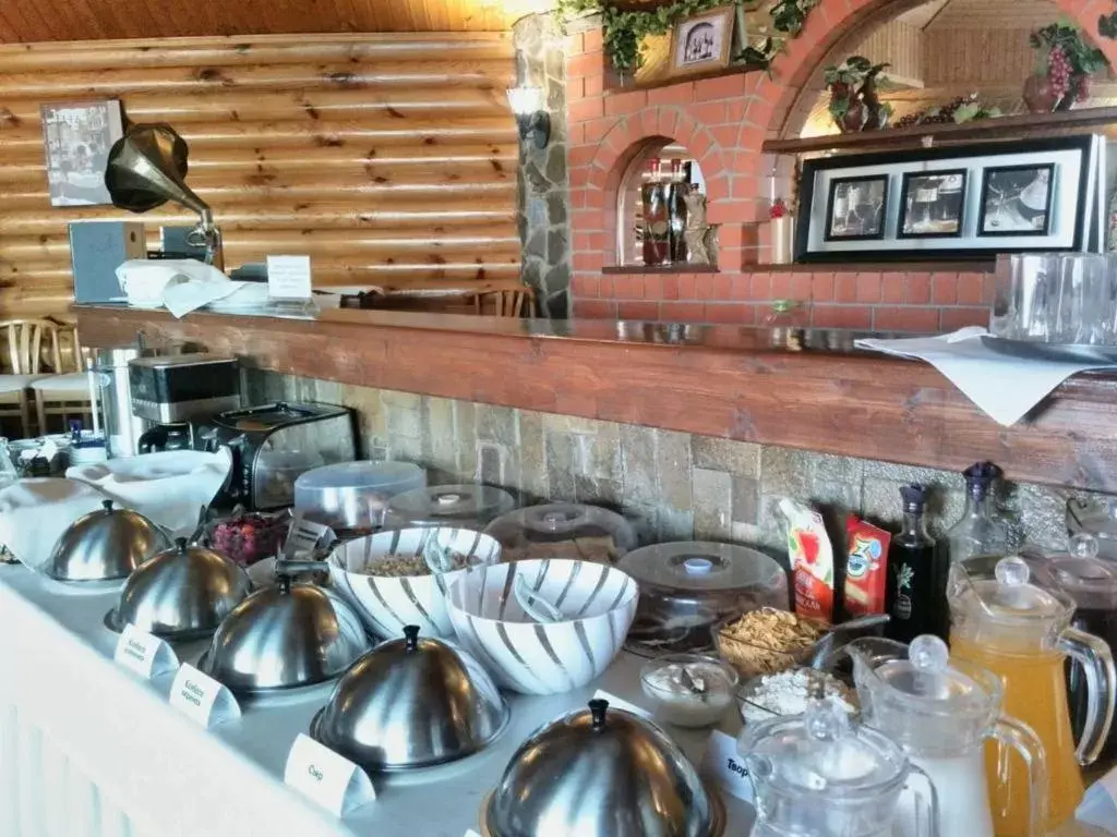 Restaurant/places to eat in Rahat Hotel Restaurant/places to eat in Rahat Hotel