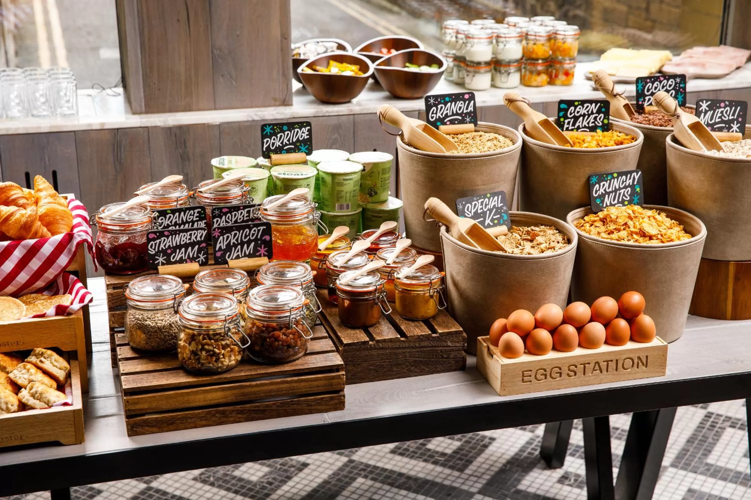 Restaurant/places to eat in ibis Styles Edinburgh St Andrew Square