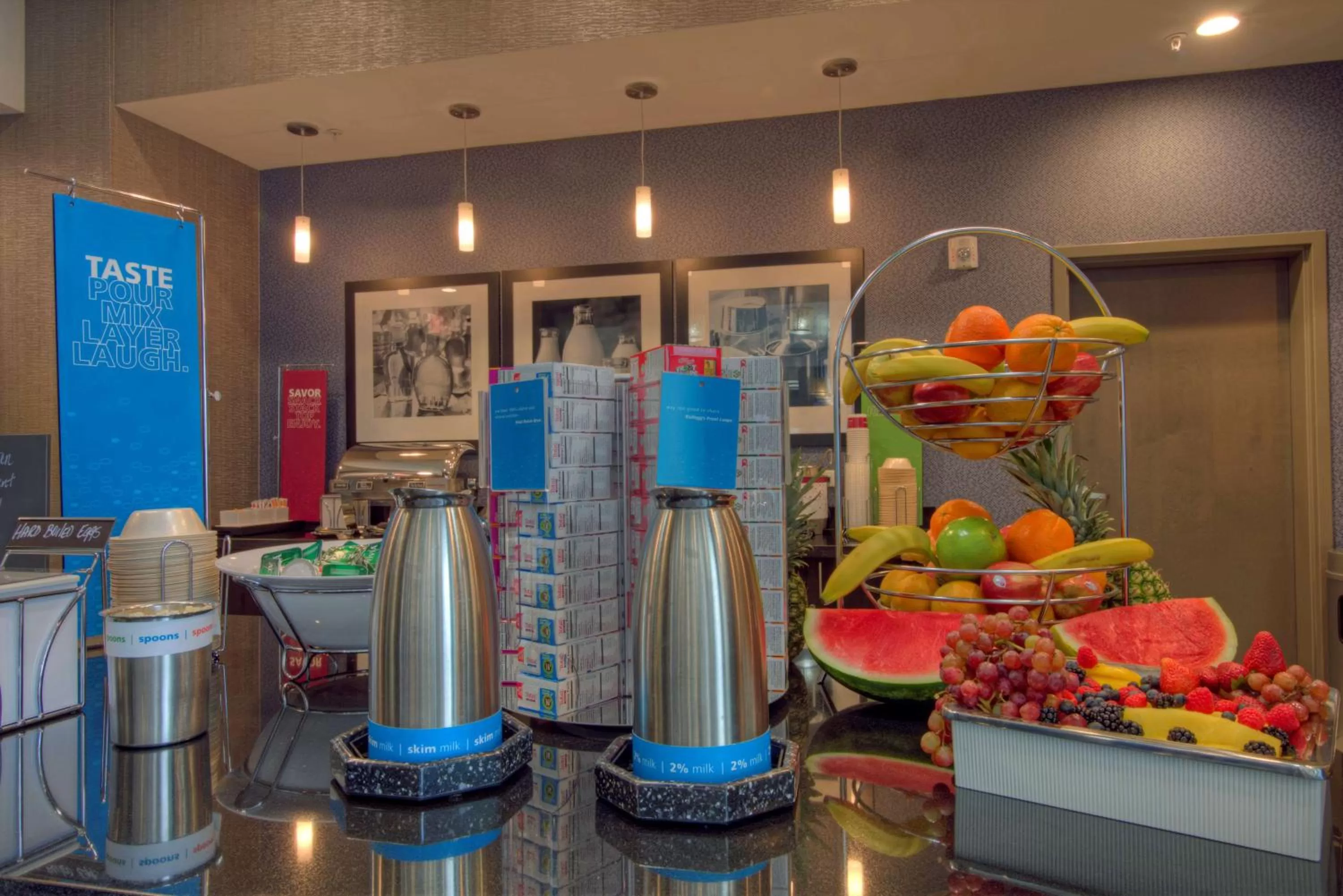 Dining area in Hampton Inn Houston I-10 East, TX