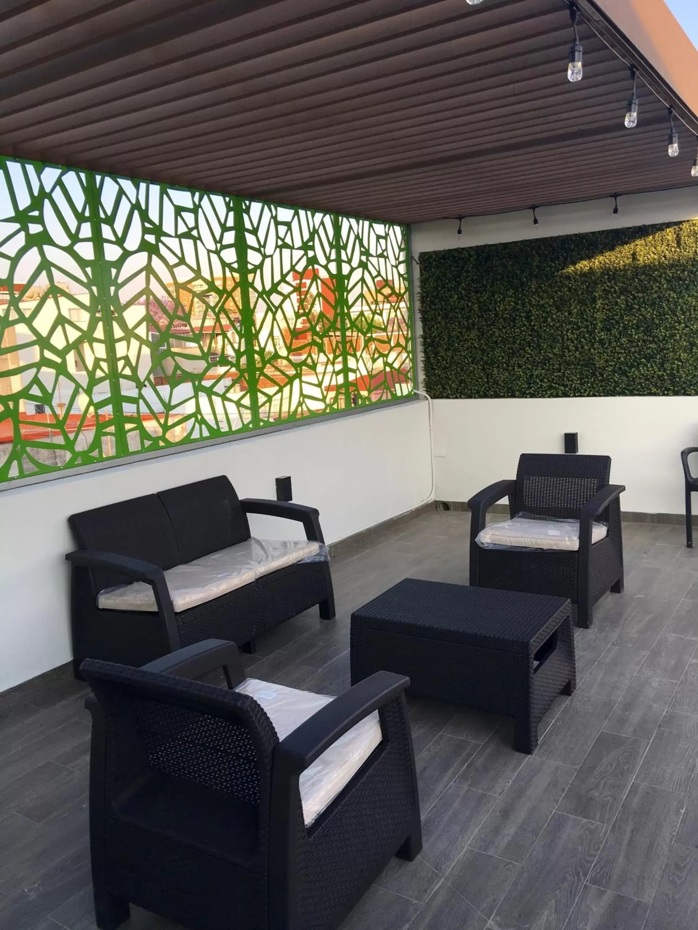 Seating Area in Herbal Inn Suites