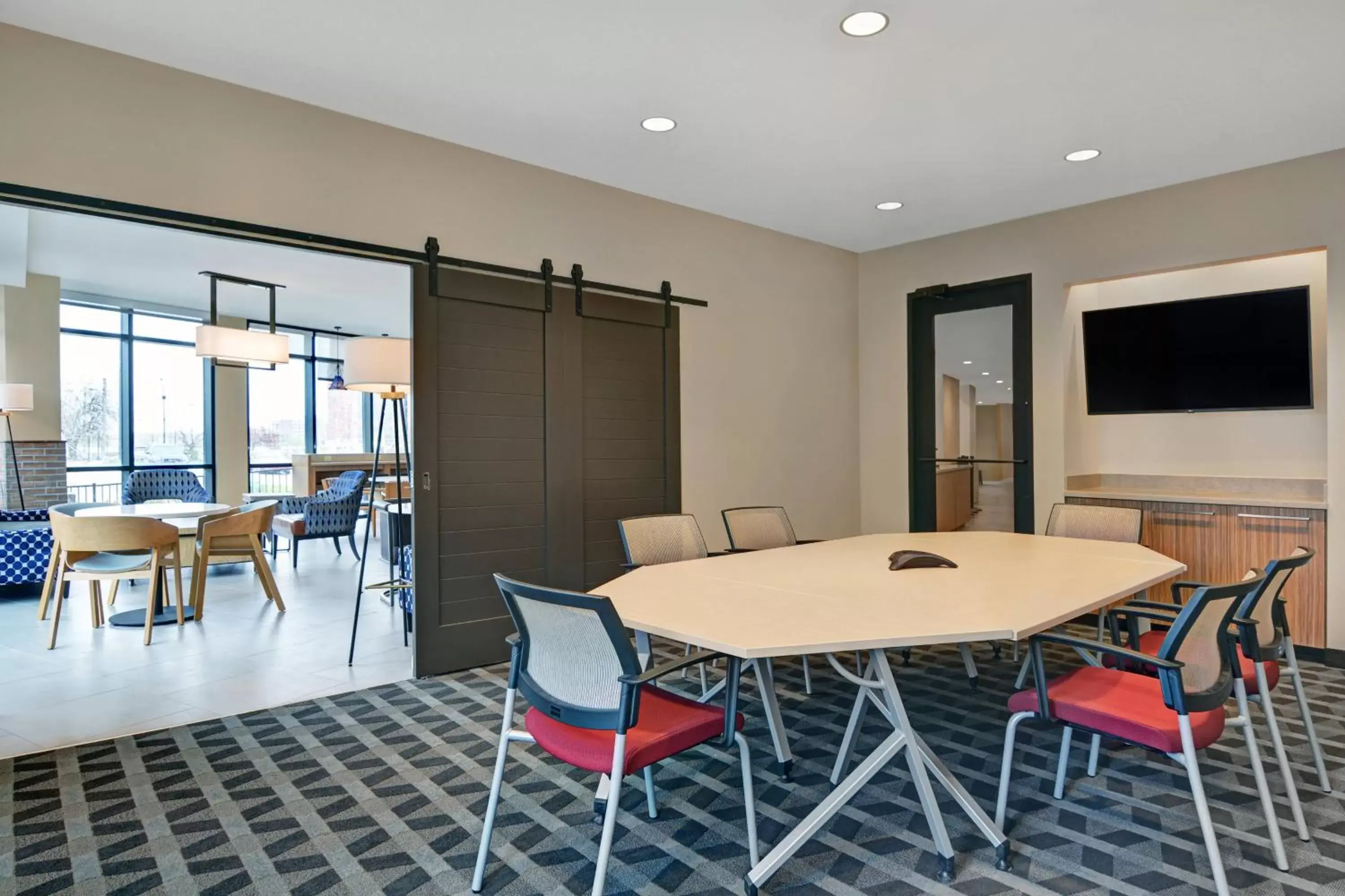 Meeting/conference room in TownePlace Suites by Marriott Indianapolis Downtown
