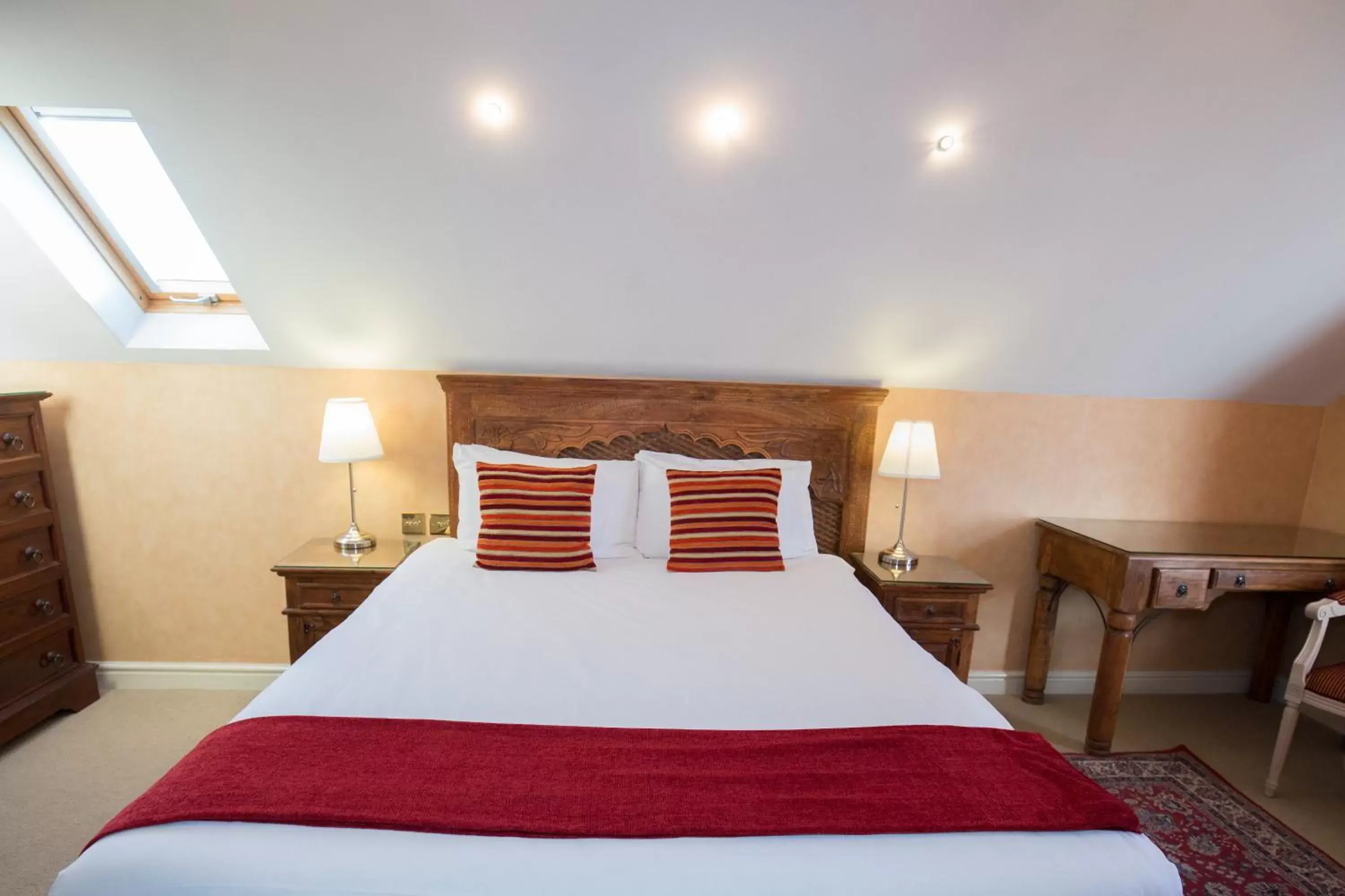 Superior Double Room in The Peacock Townhouse Hotel Kenilworth - Warwick Superior Double Room in The Peacock Townhouse Hotel Kenilworth - Warwick