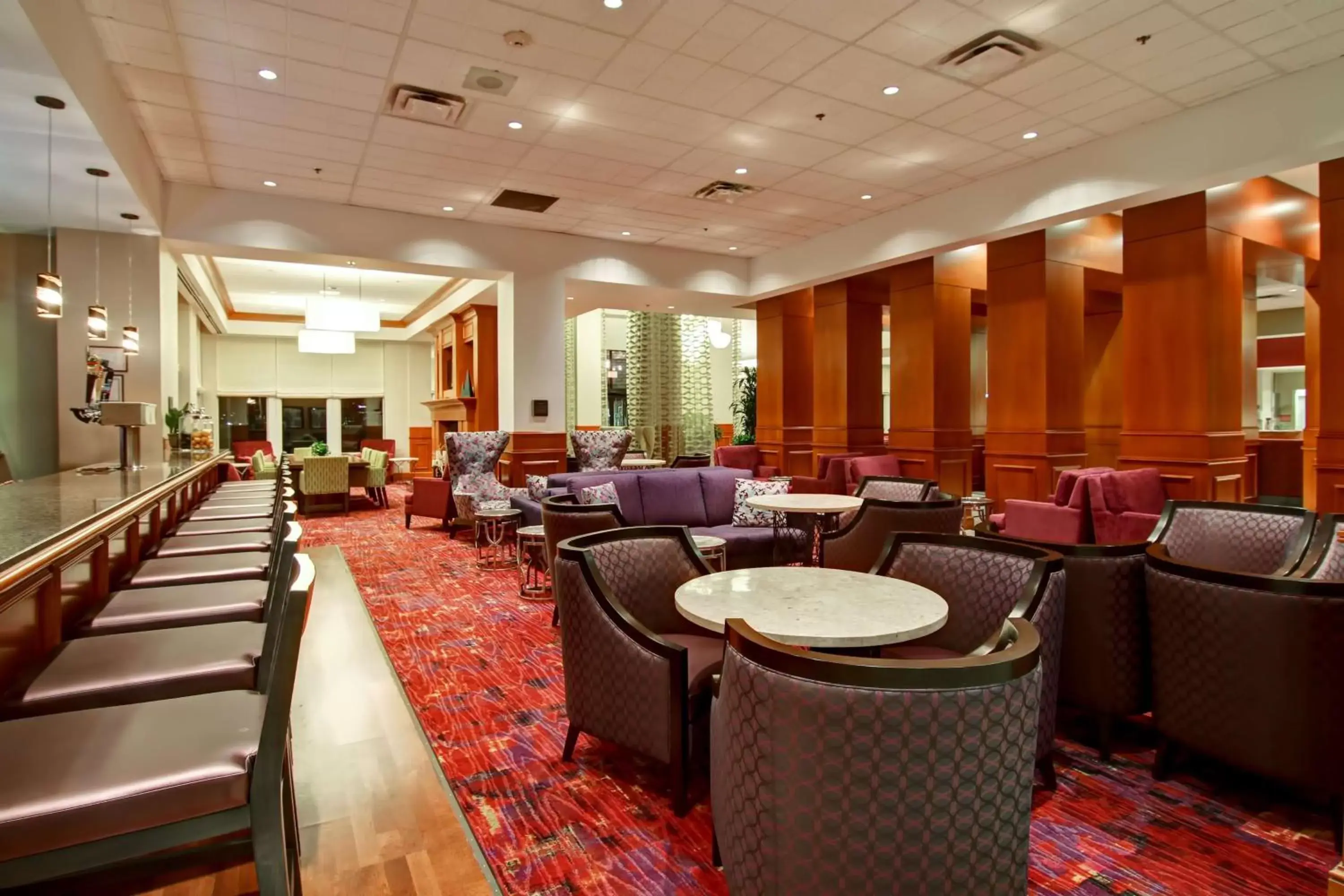 Lounge or bar, Restaurant/Places to Eat in Hilton Garden Inn Toronto/Markham