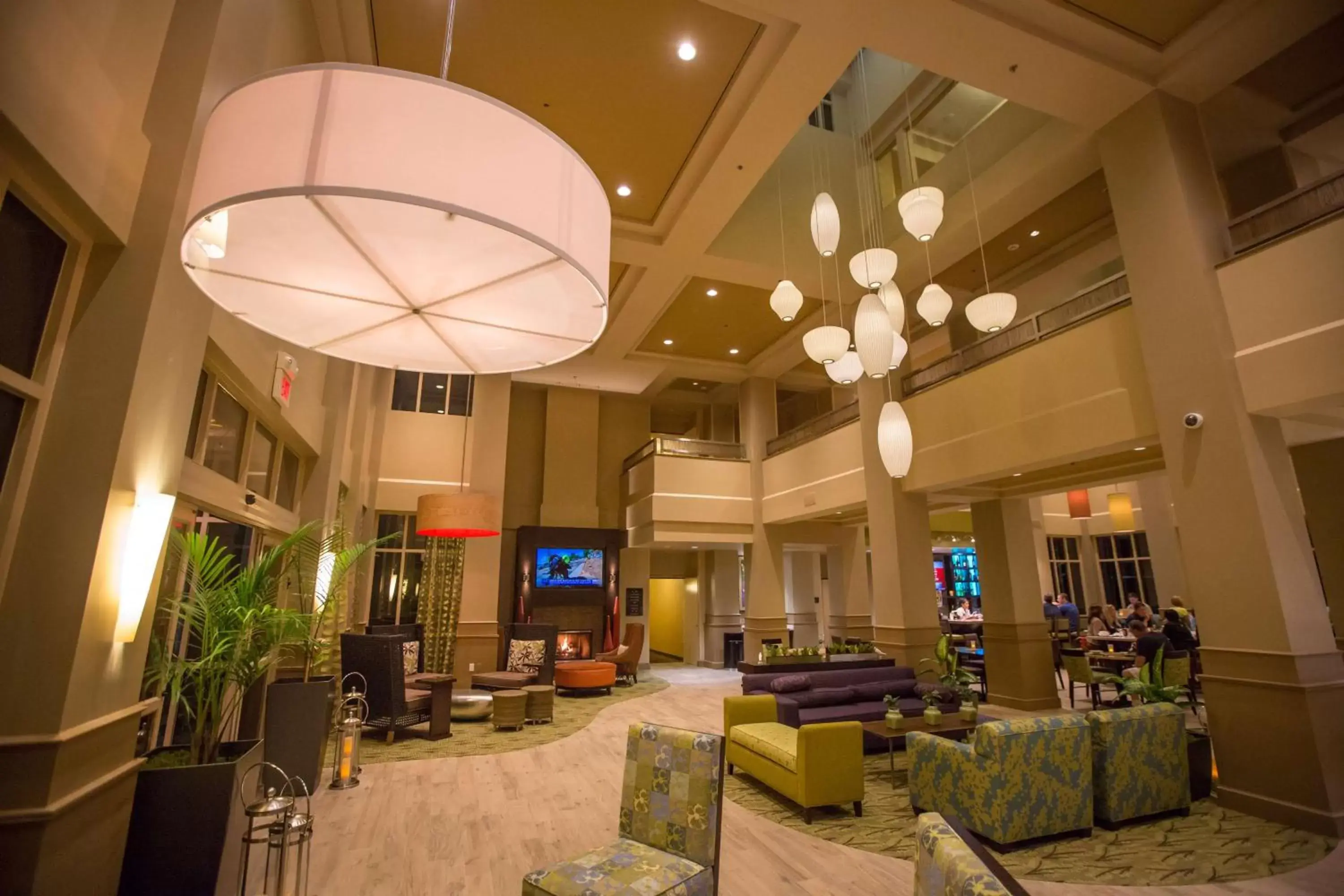 Restaurant/places to eat, Lobby/Reception in Hilton Garden Inn Montebello / Los Angeles