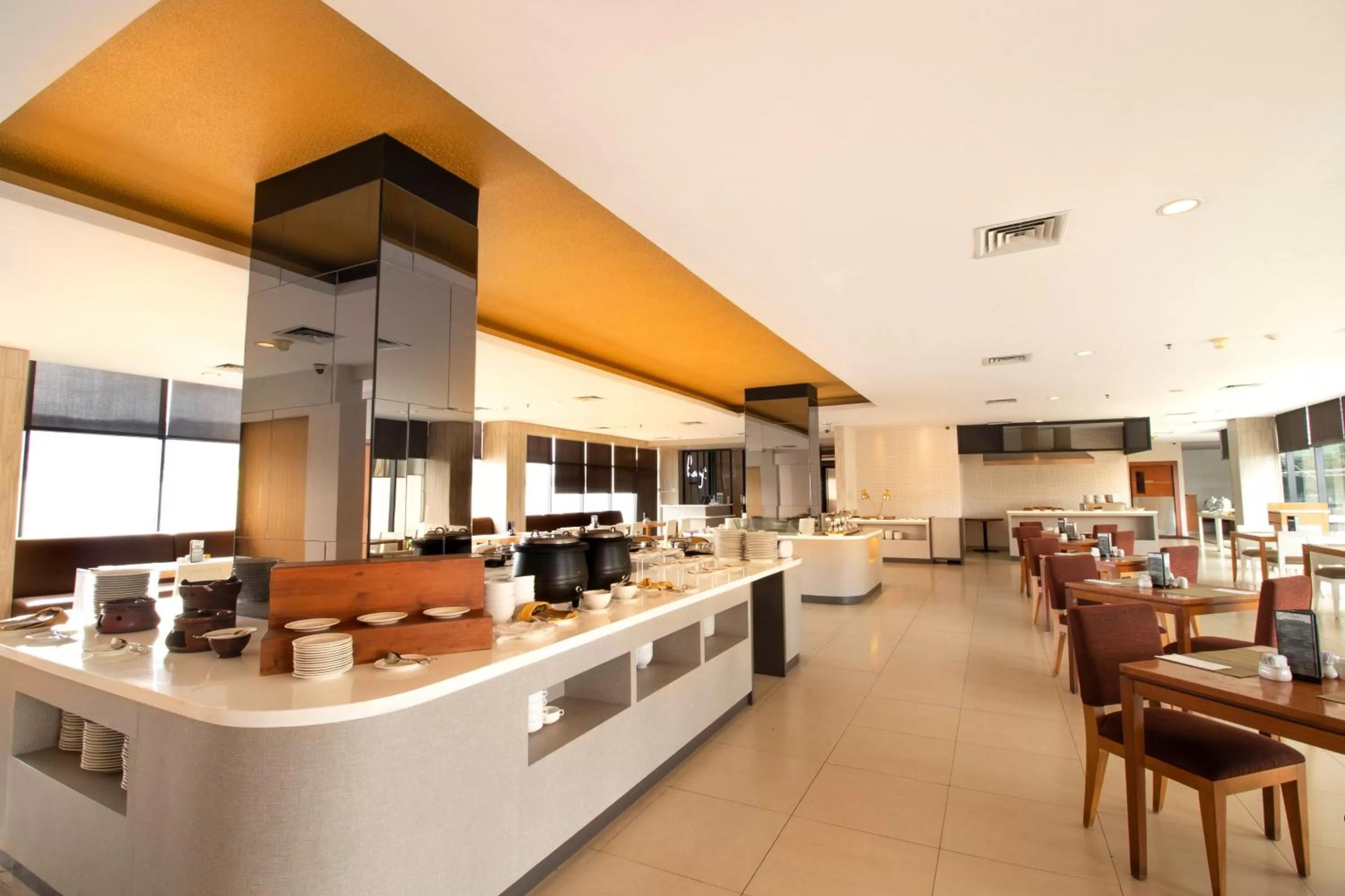 Restaurant/places to eat in PRIME PARK Hotel Bandung