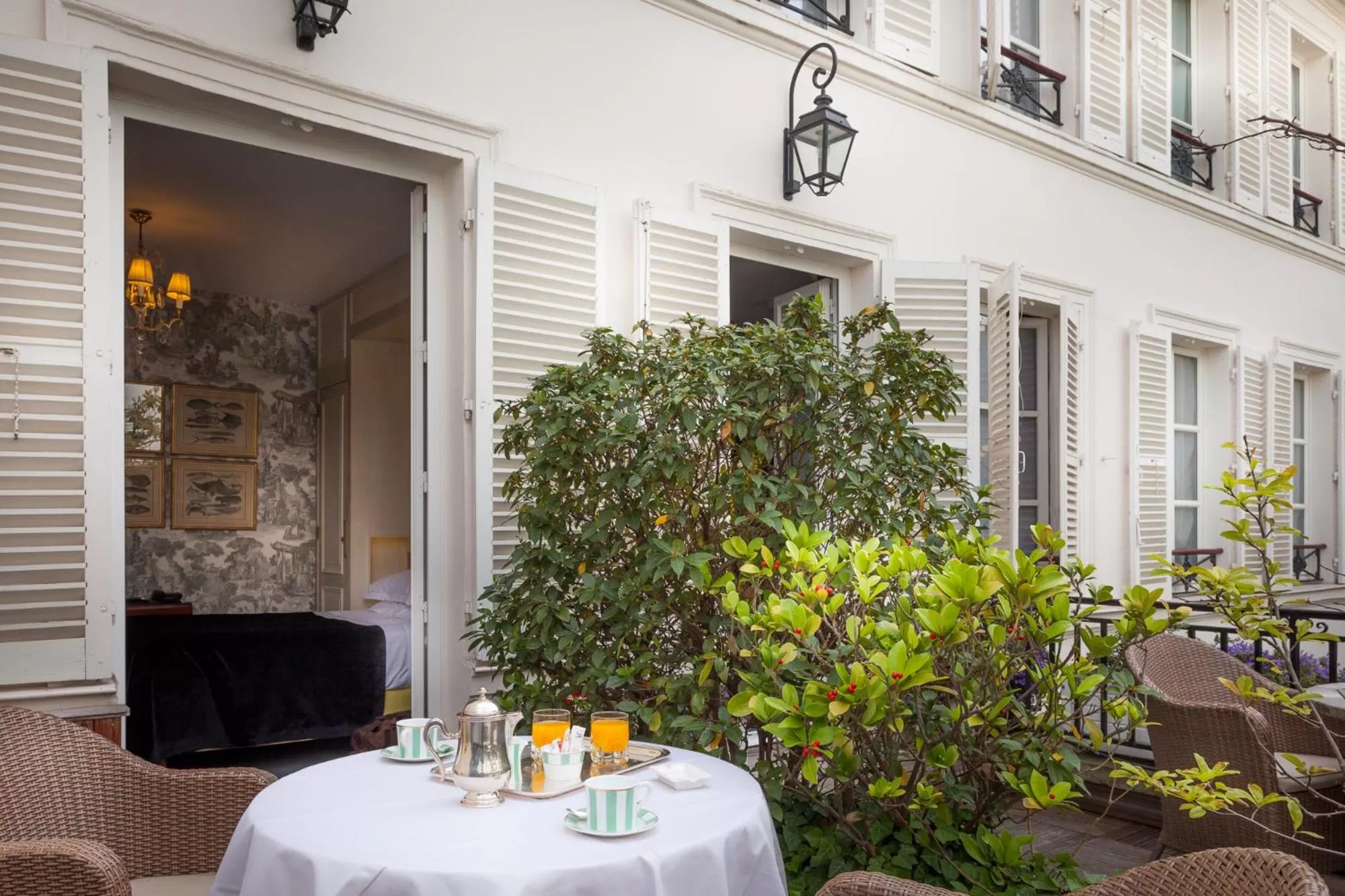 Breakfast in Hôtel Duc De St-Simon