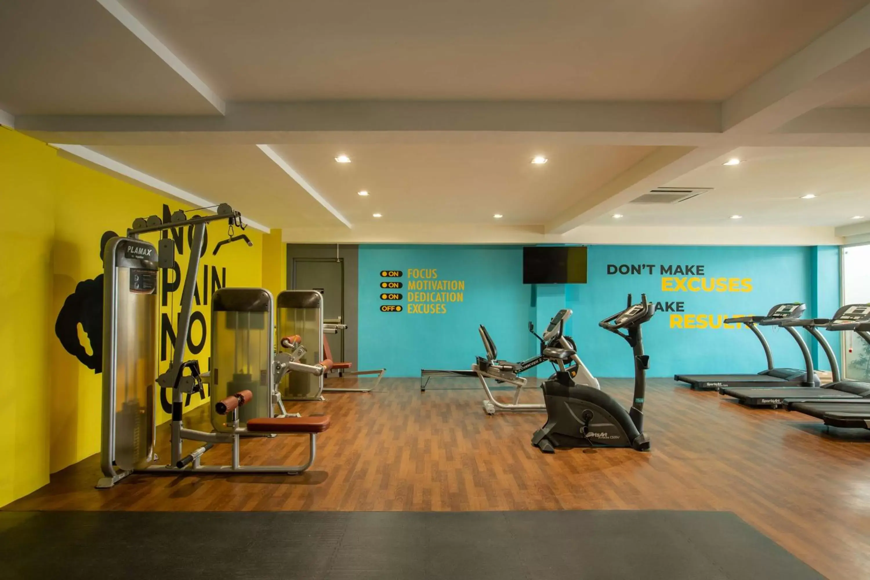 Fitness centre/facilities, Fitness Center/Facilities in Park Inn By Radisson Clark