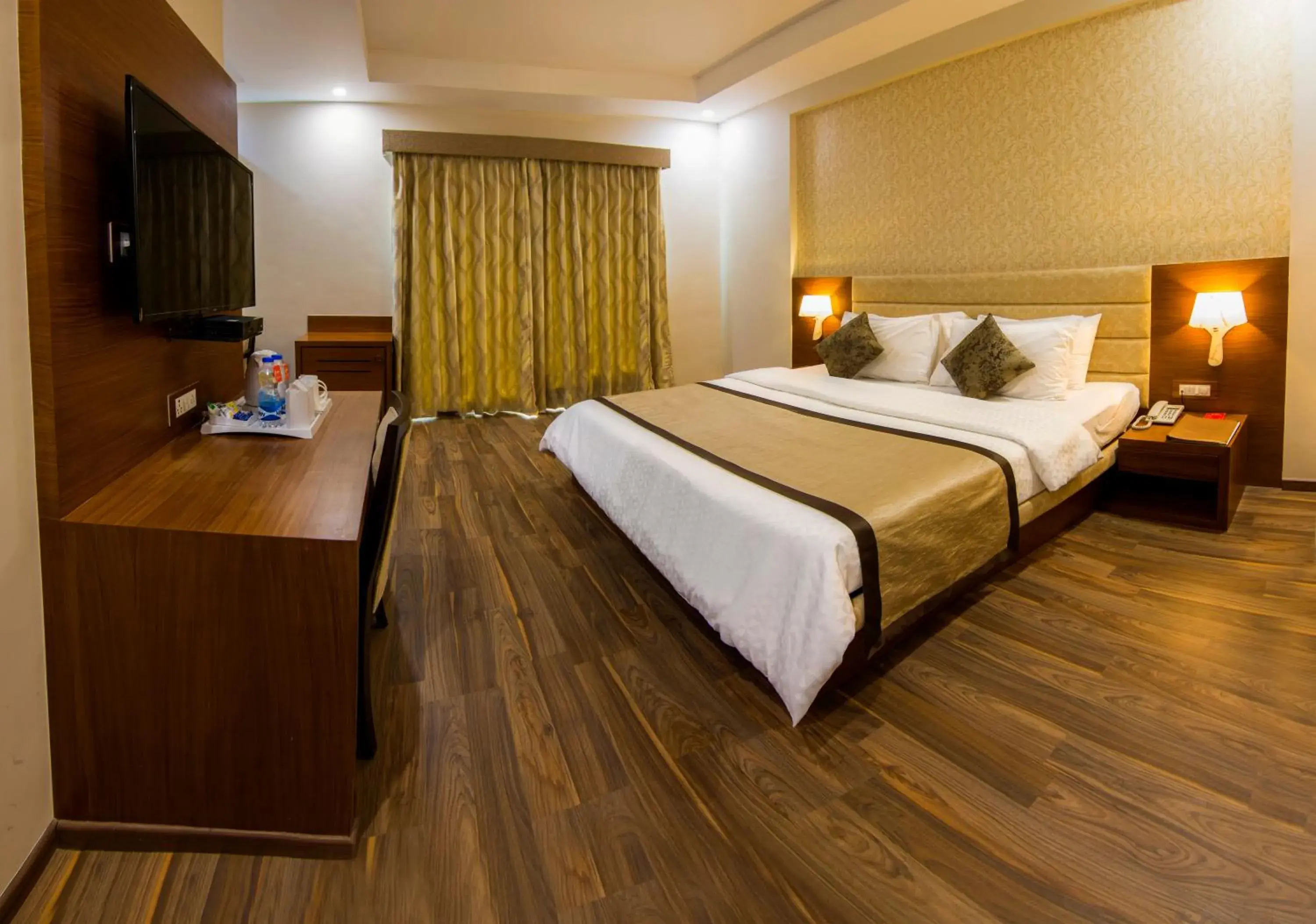 Bedroom, Bed in The India Benares