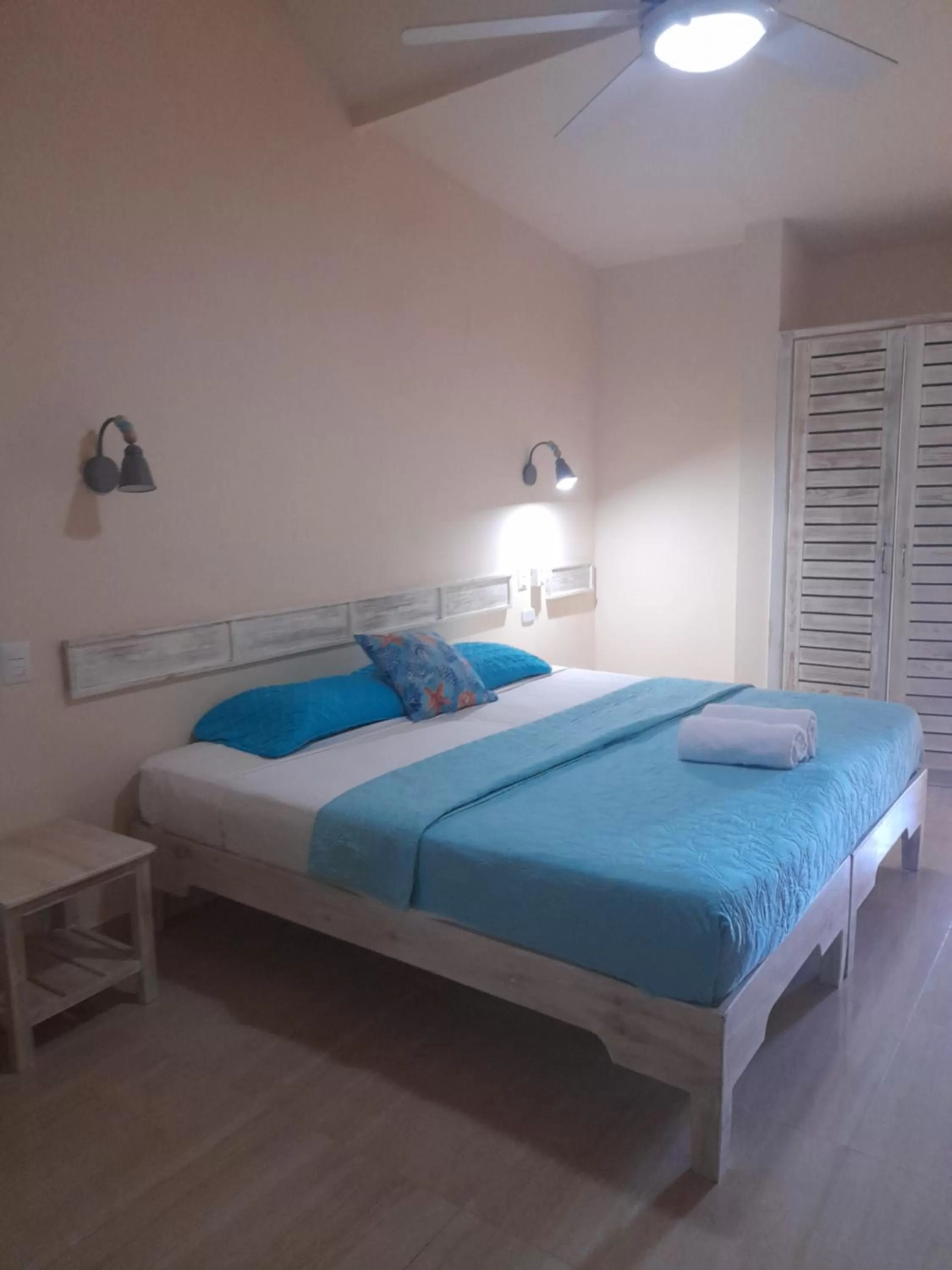 Photo of the whole room, Bed in guest house MY WAY