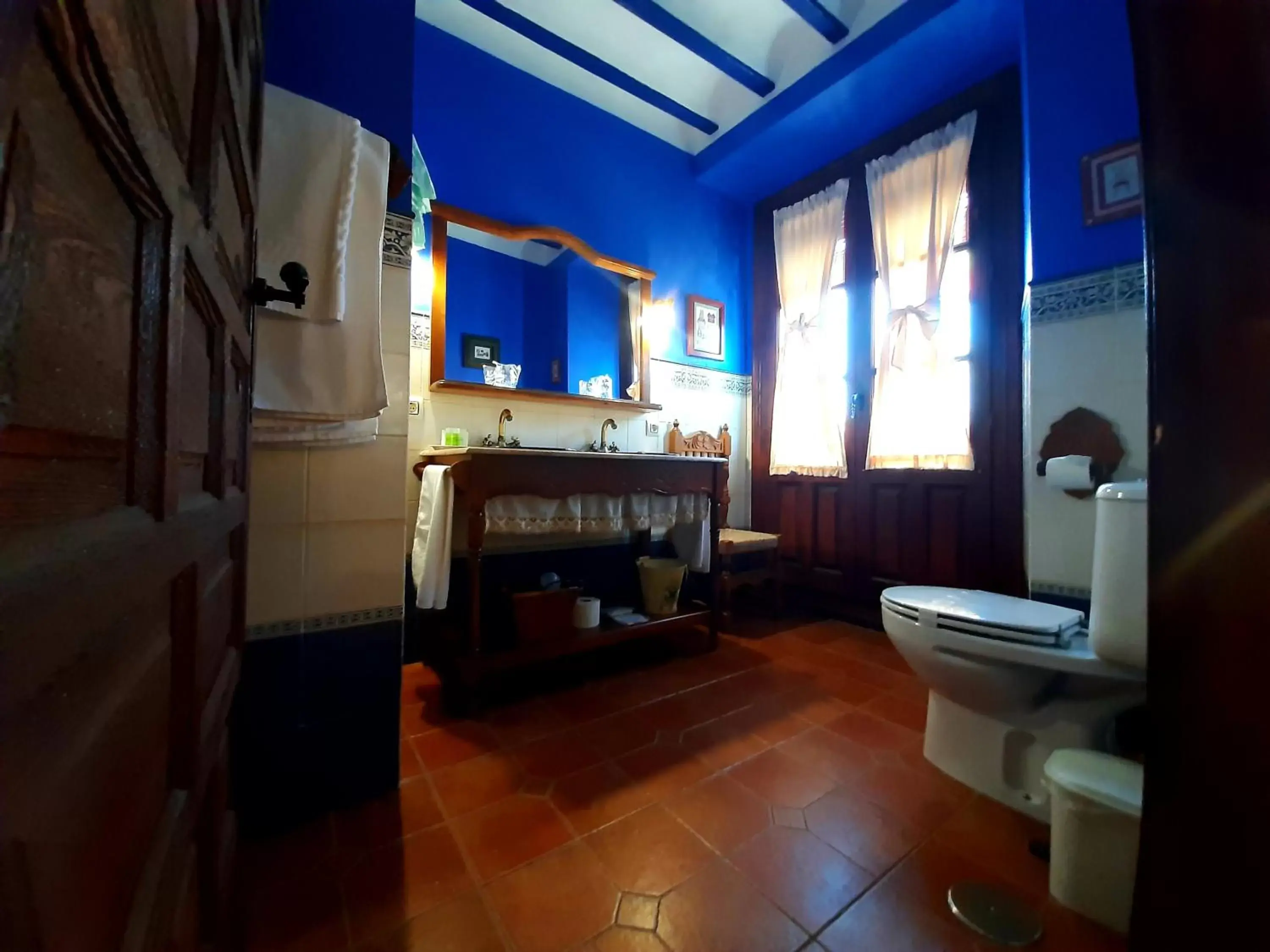 Bathroom in Hotel Rural Posada Los Caballeros