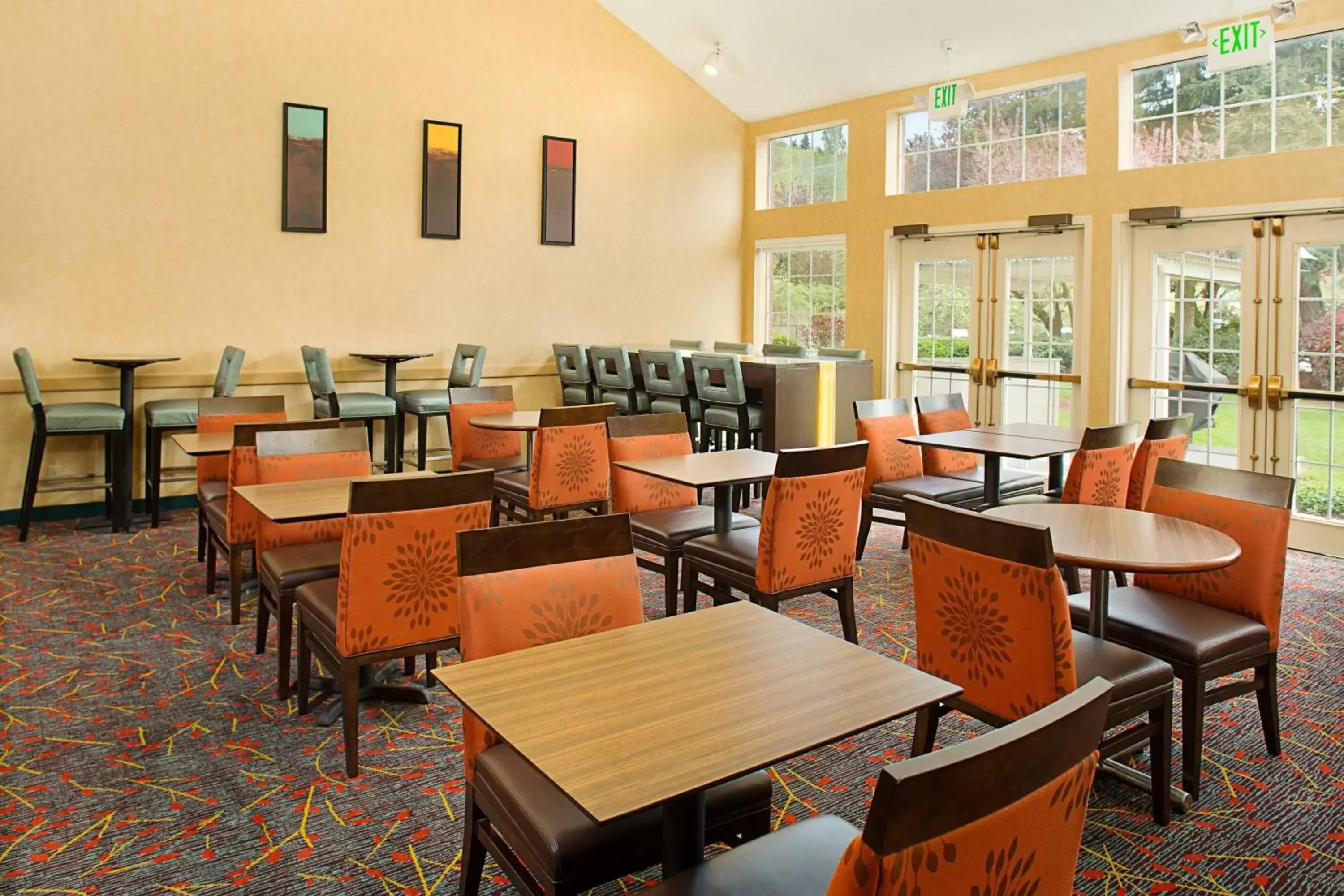 Lobby or reception, Restaurant/Places to Eat in Residence Inn Seattle Northeast/Bothell