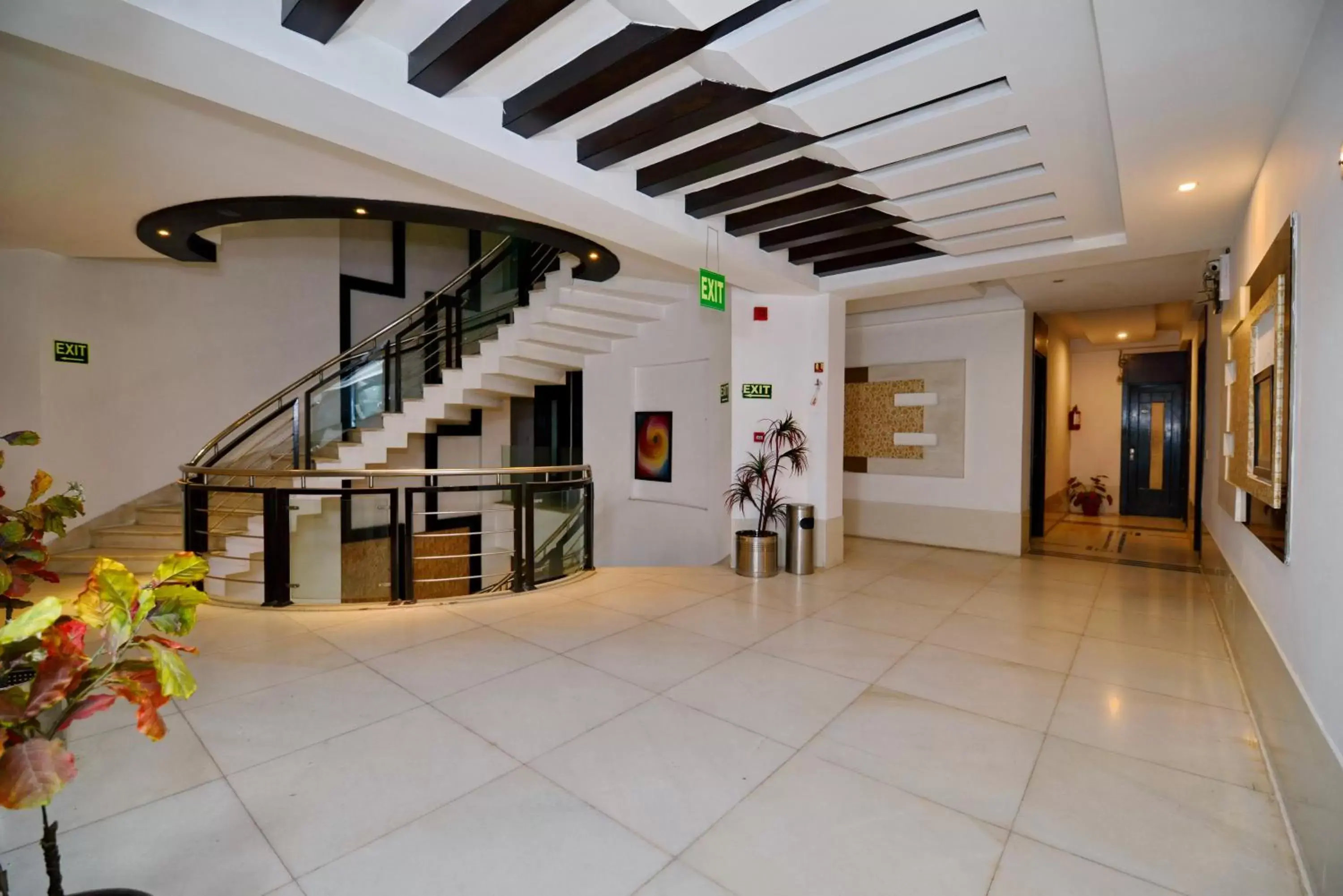 Lobby or reception, Lobby/Reception in Hotel Krishna - By RCG Hotels