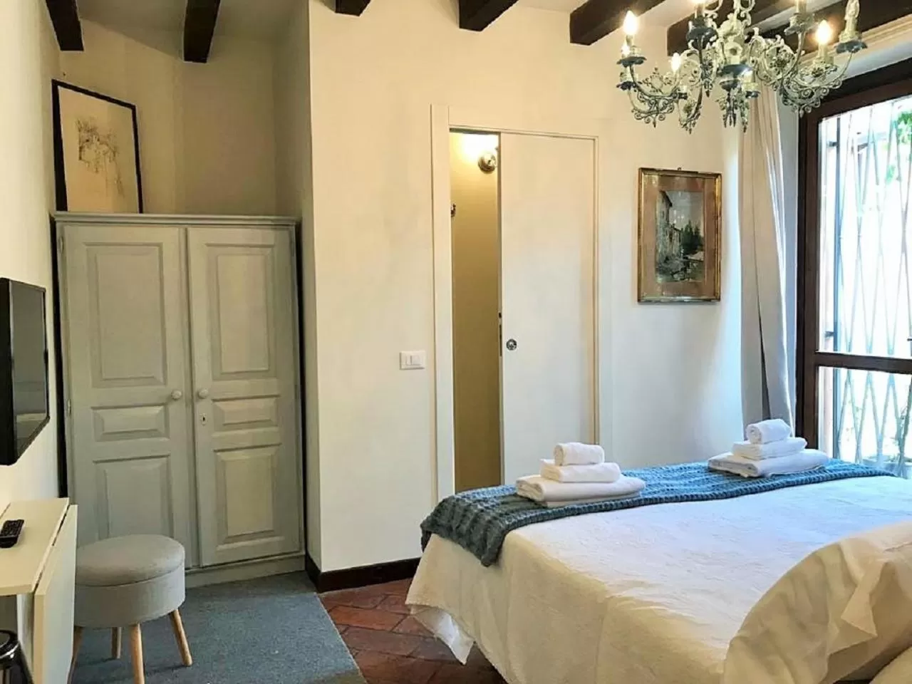 Bedroom in Il Giardino Segreto