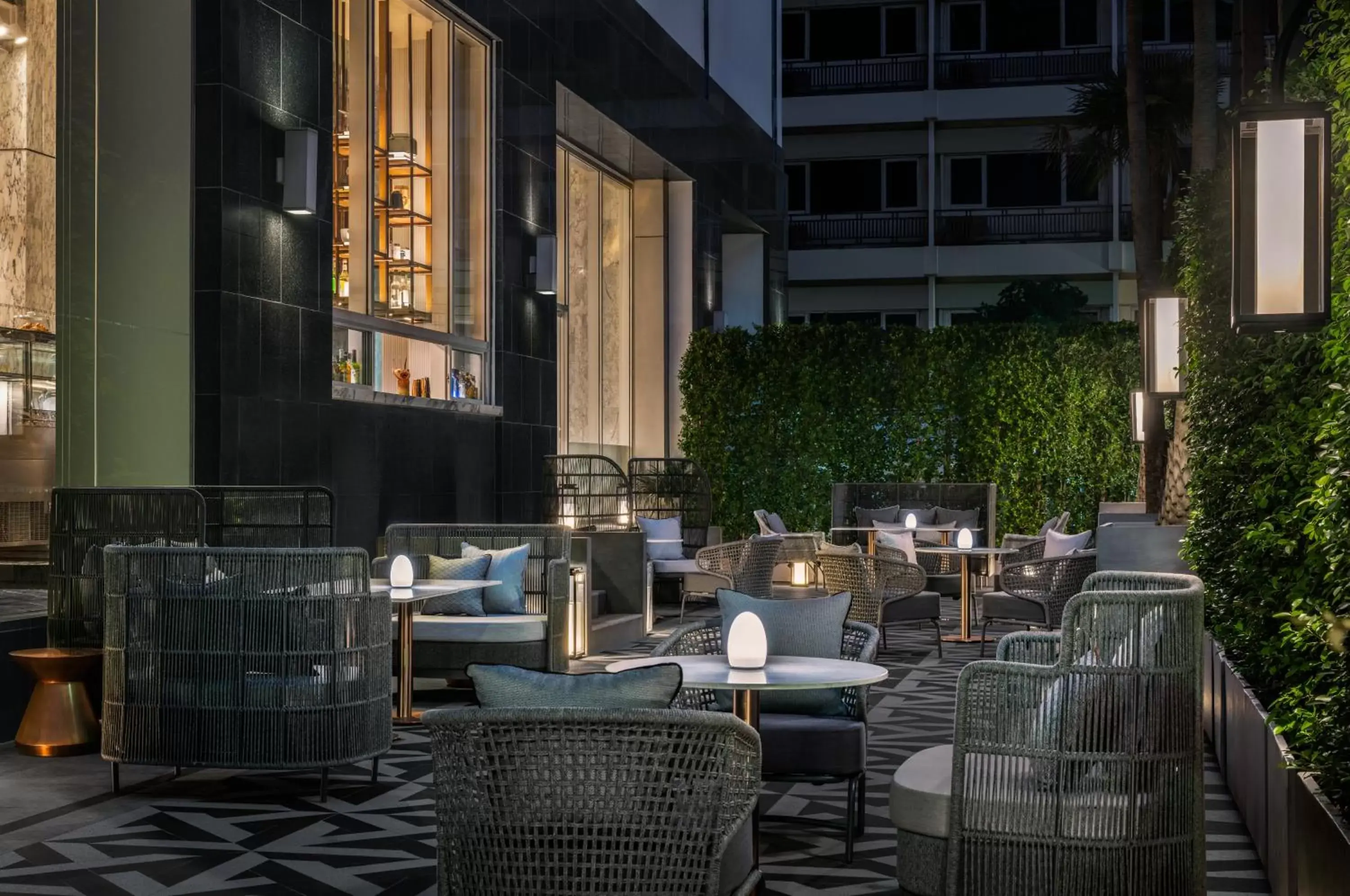 Restaurant/Places to Eat in Le Meridien Bangkok