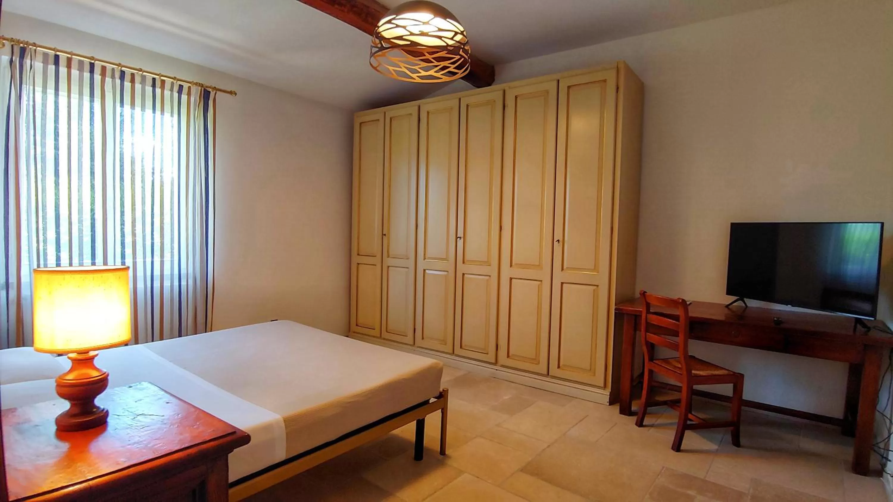 Photo of the whole room, Bed in Torrebianca Tuscany