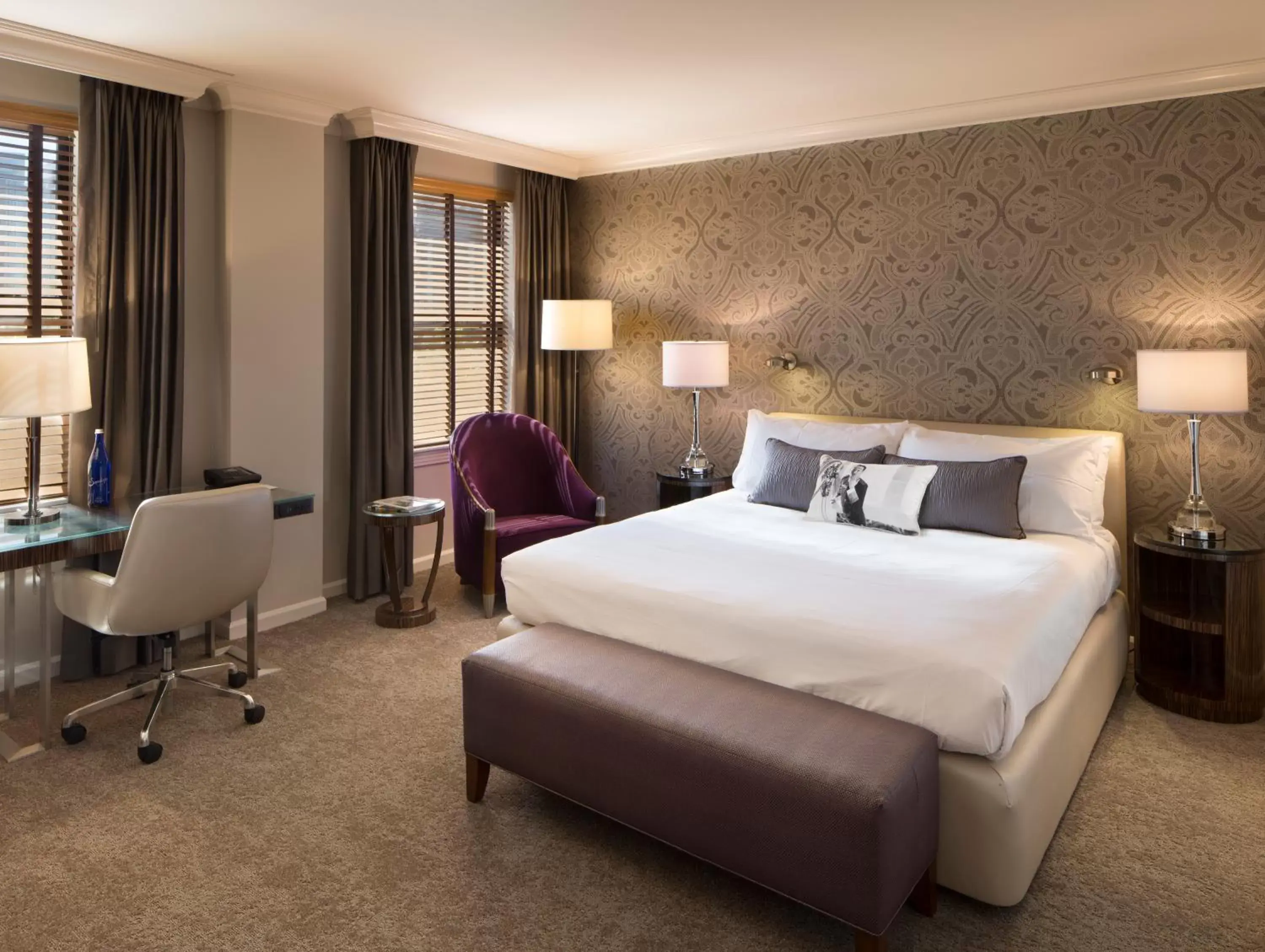 Corner King Room in Hotel De Anza, a Destination by Hyatt Hotel